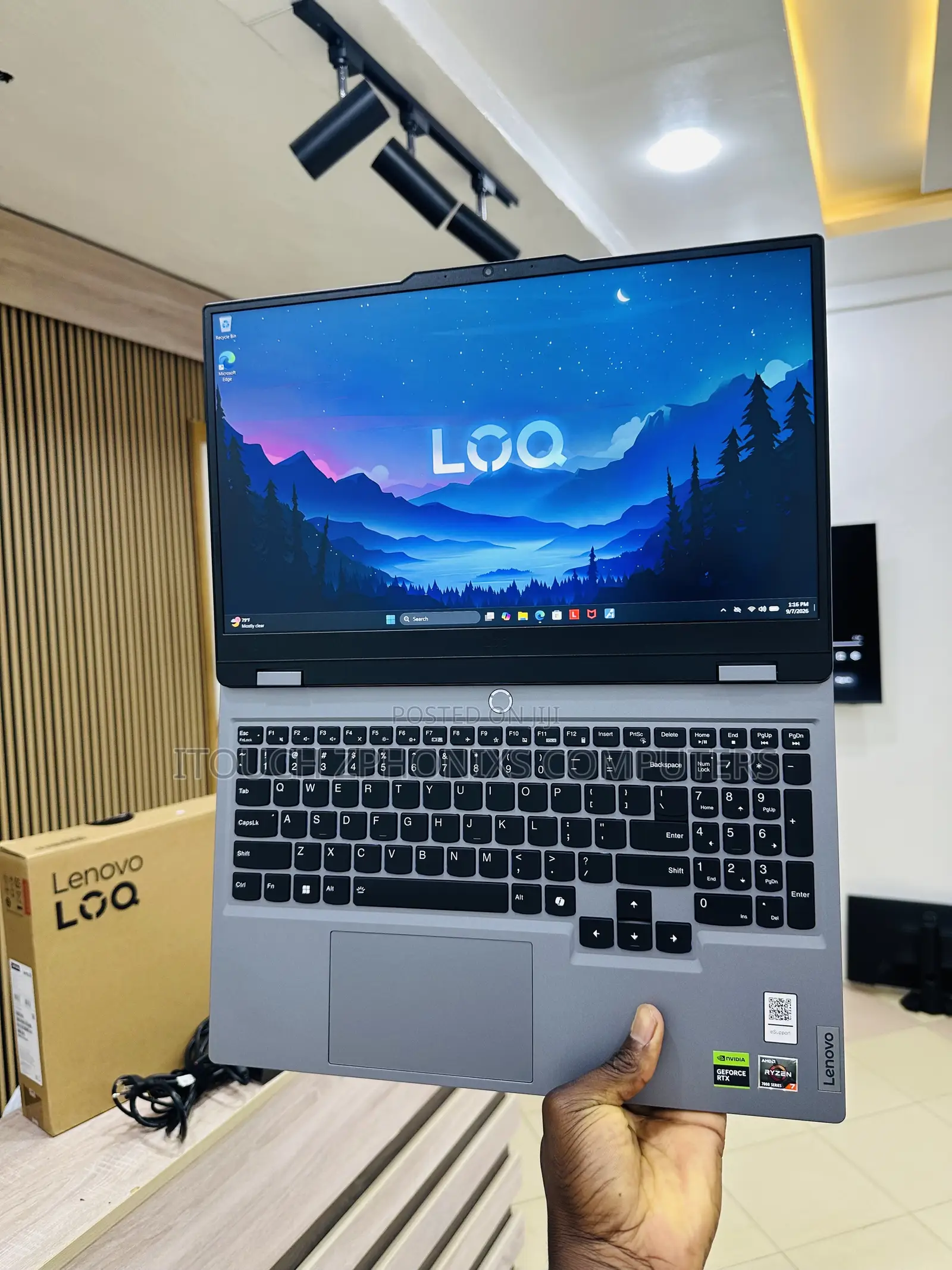 New Laptop Lenovo LOQ 15AHP10 16GB AMD Ryzen 7 SSD 512GB