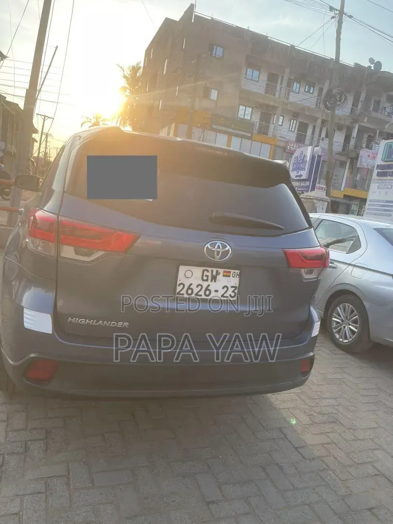 Toyota Highlander 2019 Gray