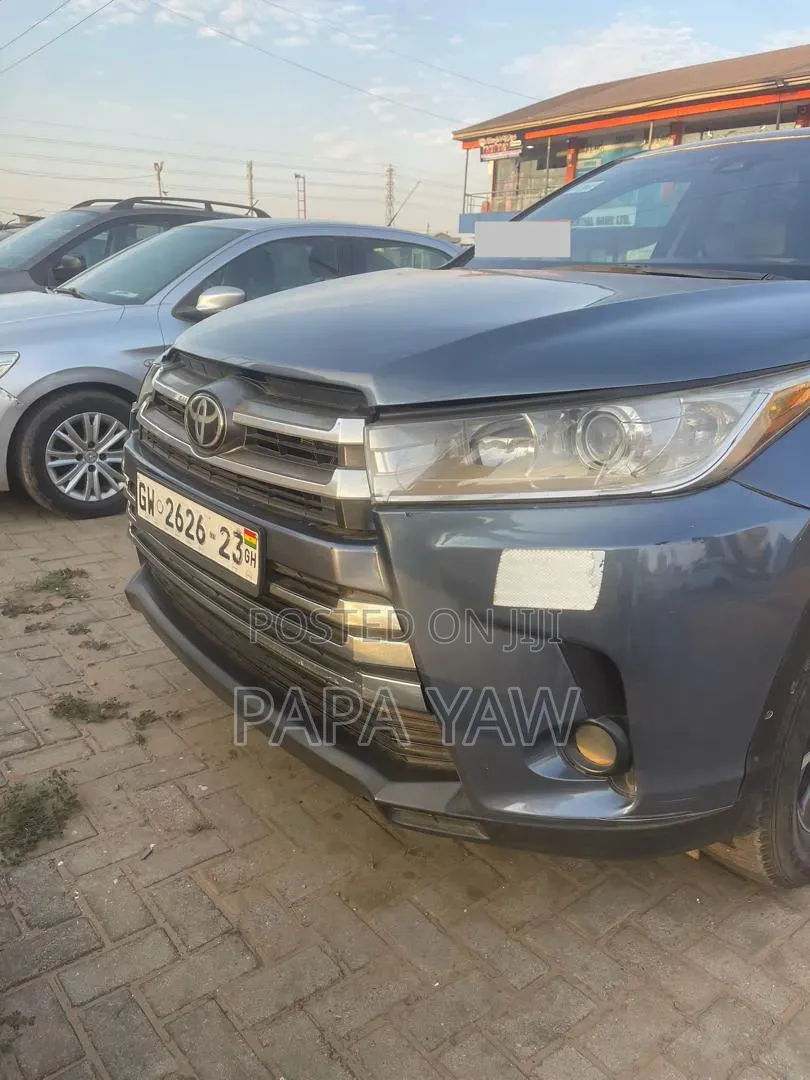 Toyota Highlander 2019 Gray