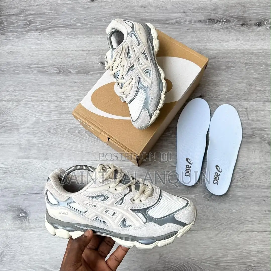 The Asics GEL-NYC Sneakers in the Cream and Oyster Grey Colorway