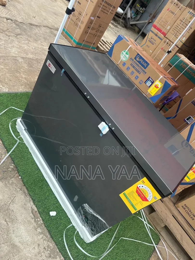 H a Quality Chest Freezer 348 Litres