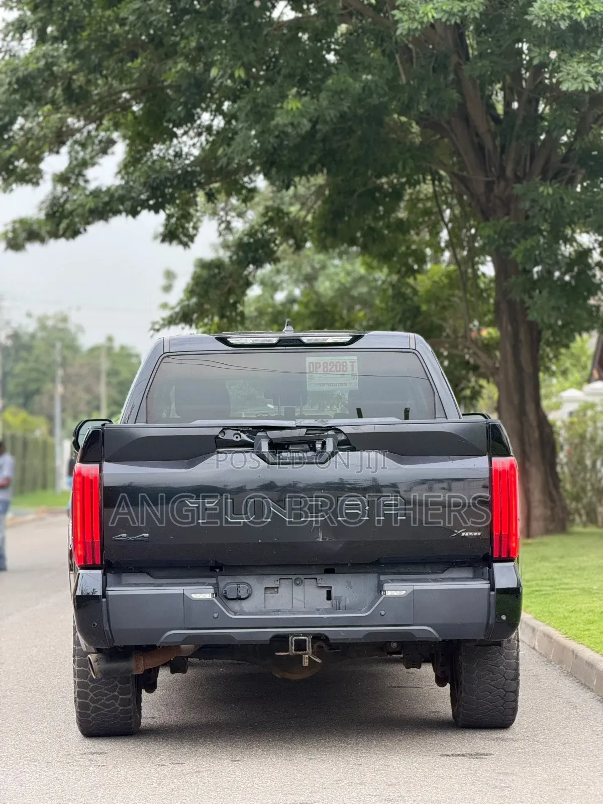 Toyota Tundra 2023 Black