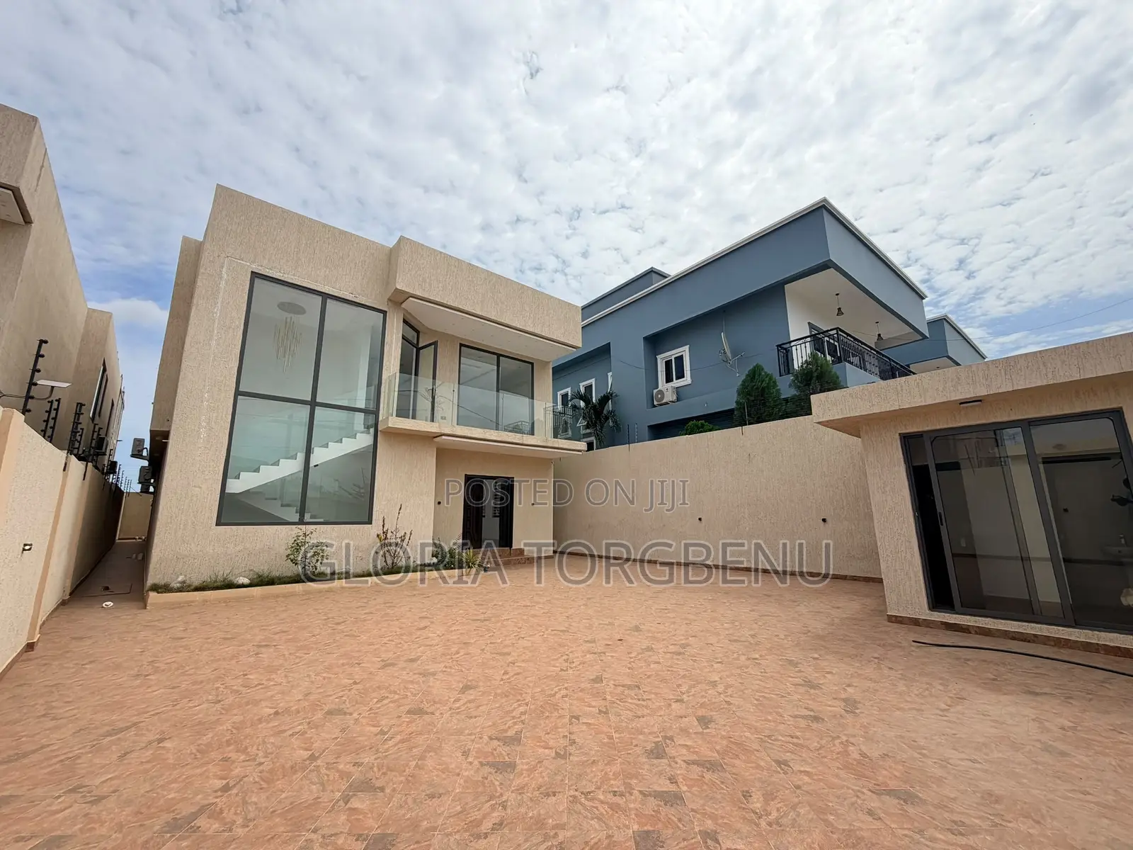 4bdrm House in East Legon for sale