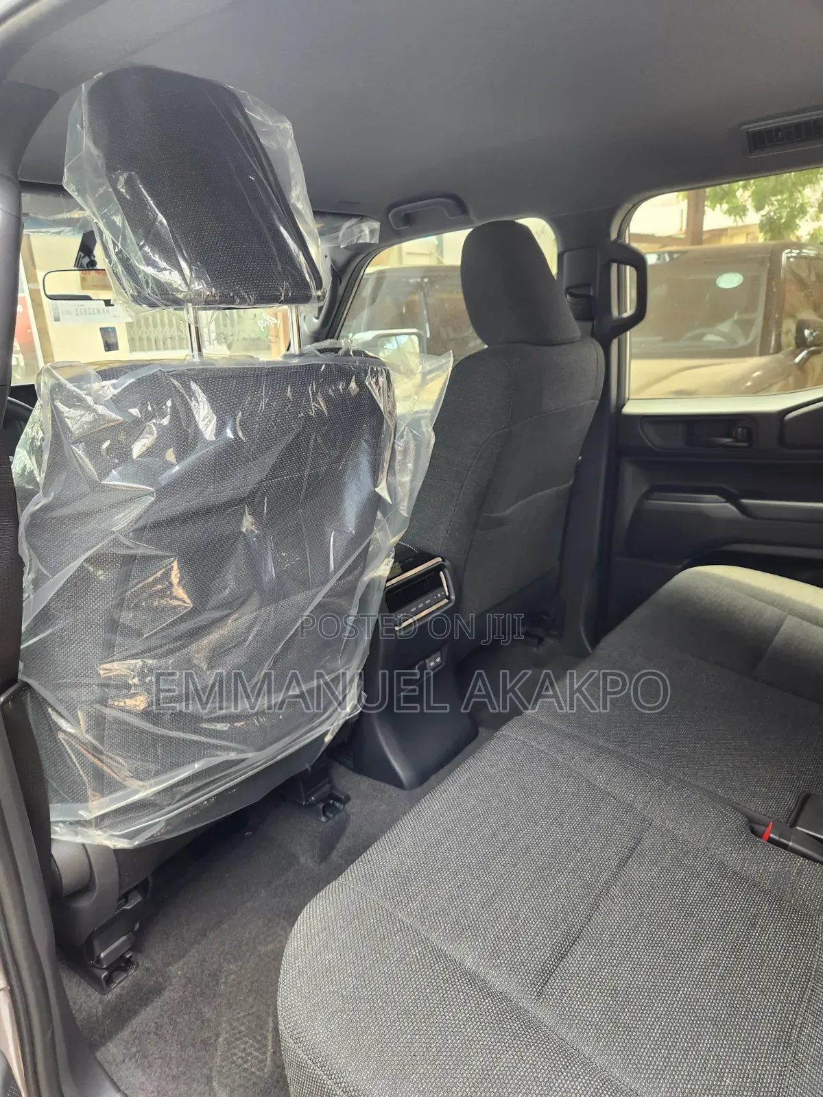 New Toyota Land Cruiser Prado 2.8 2024 Gold