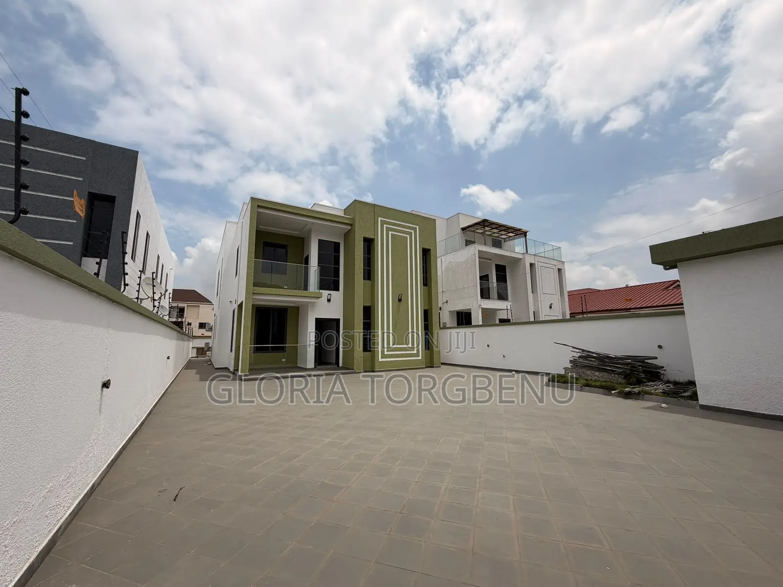 4bdrm House in East Legon for sale