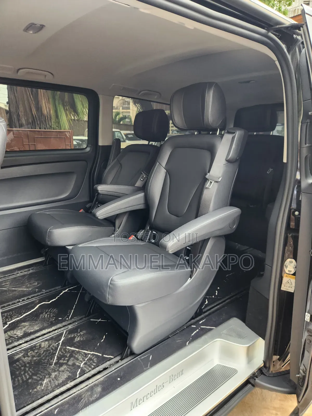 New Mercedes-Benz V-Class 2022 Black