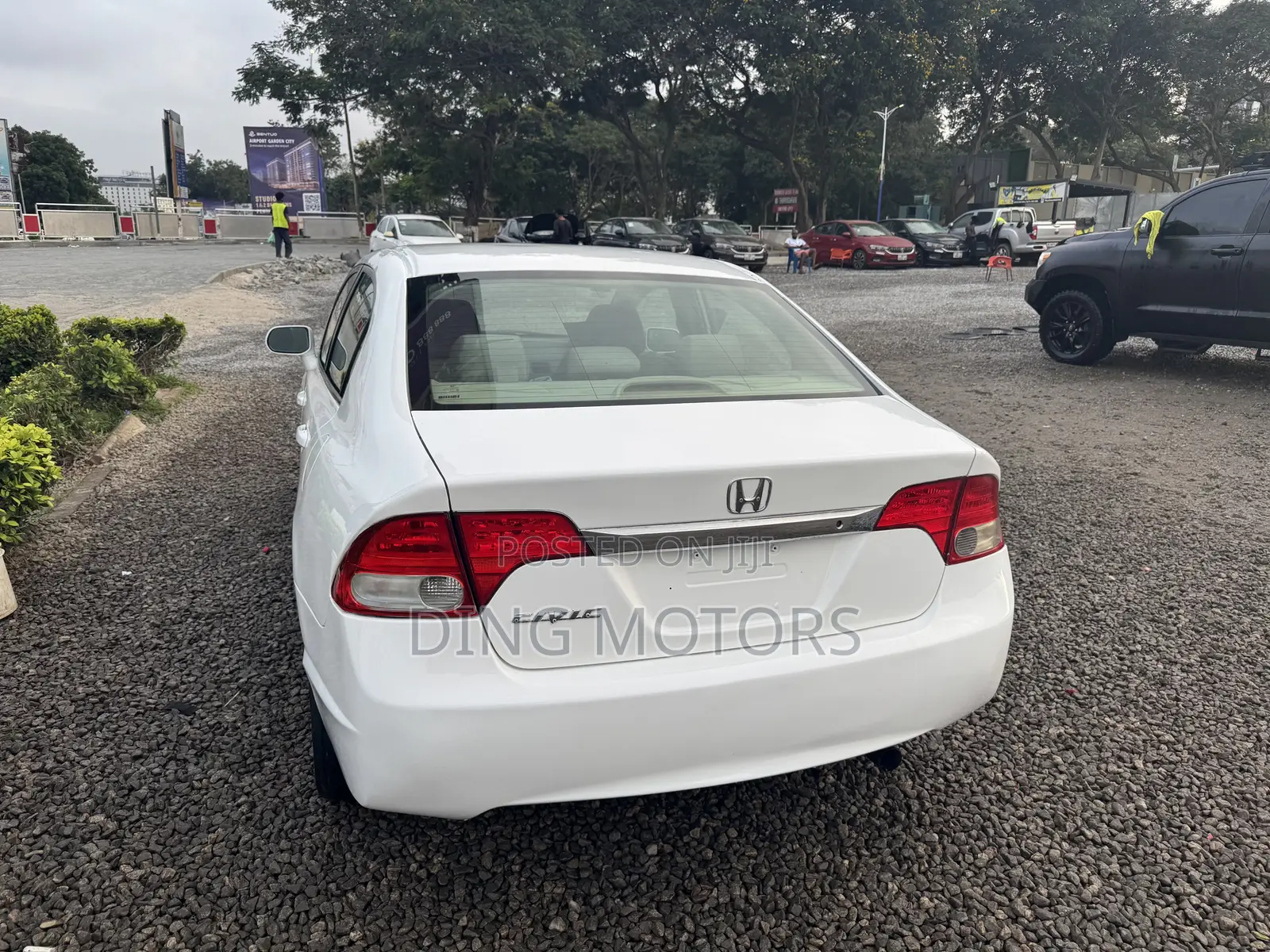 Honda Civic 2010 White