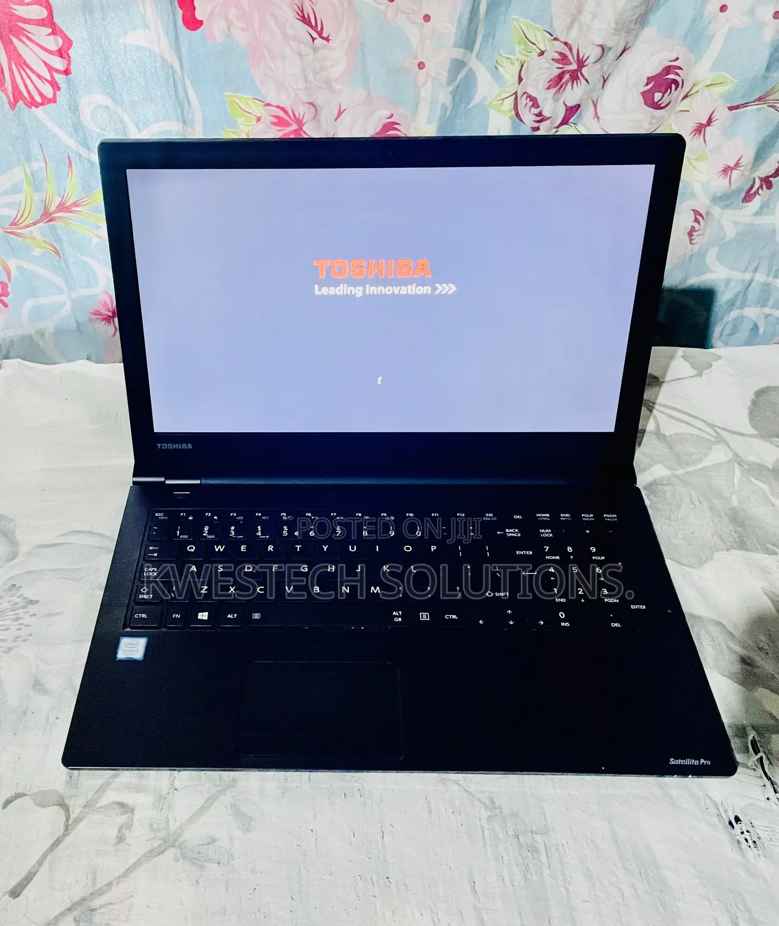 Laptop Toshiba Satellite C50 4GB Intel Core i3 SSD 128GB