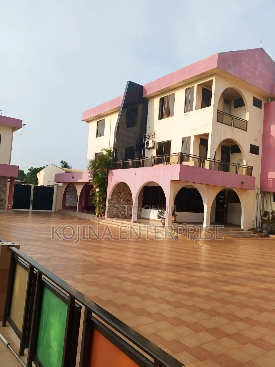 Executive 24-Room Hotel for Sale – Tema Community 5