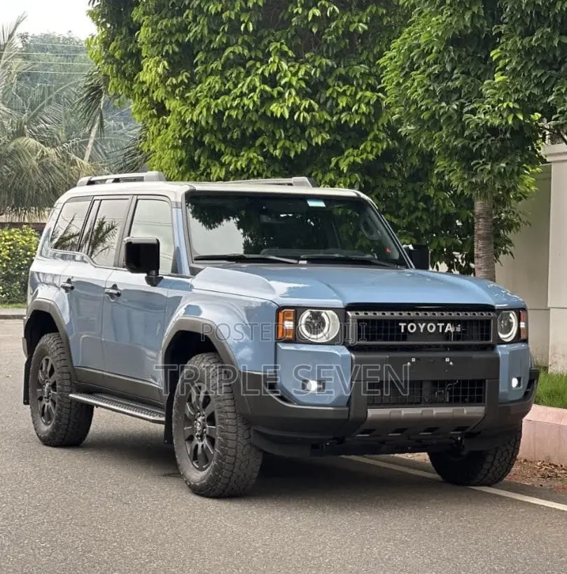 New Toyota Land Cruiser Prado 2.8 2024 Blue