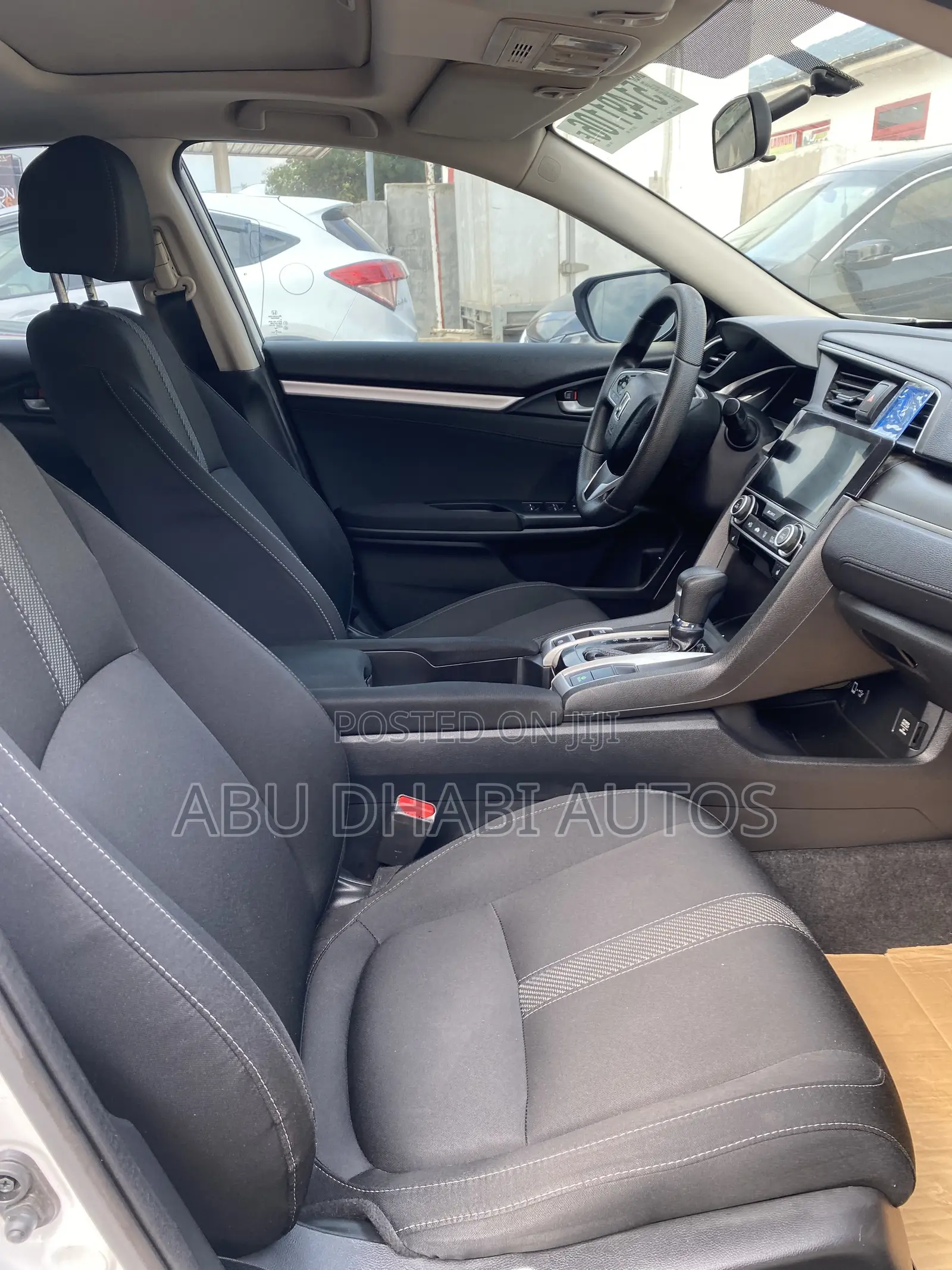 Honda Civic LX 4dr Sedan (2.0L 4cyl) 2016 White