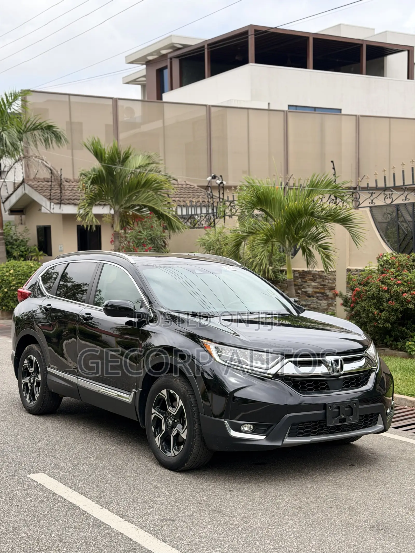 Honda CR-V Touring AWD 2019 Black