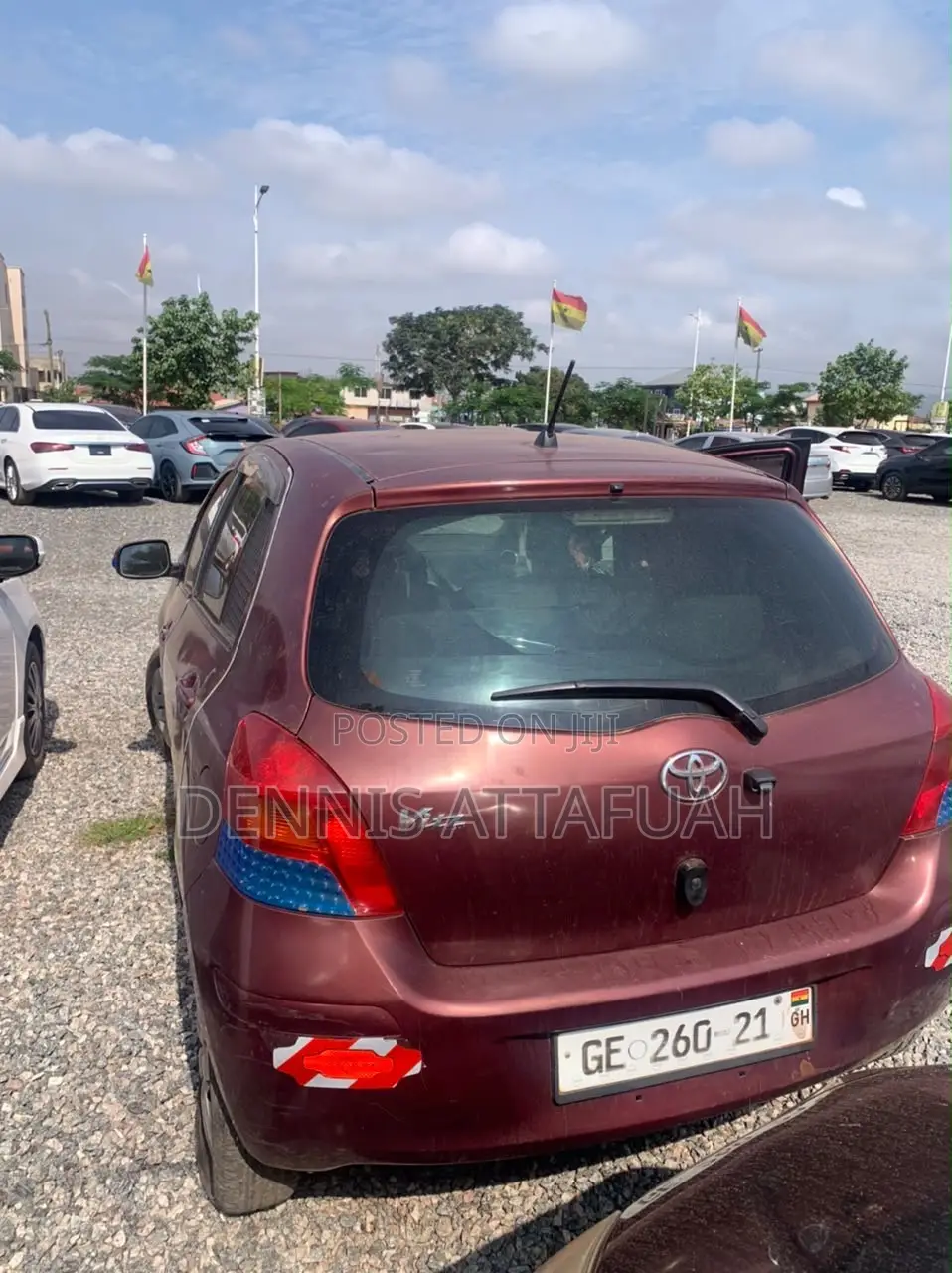 Toyota Vitz 1.0 FWD 3dr 2010 Burgundy
