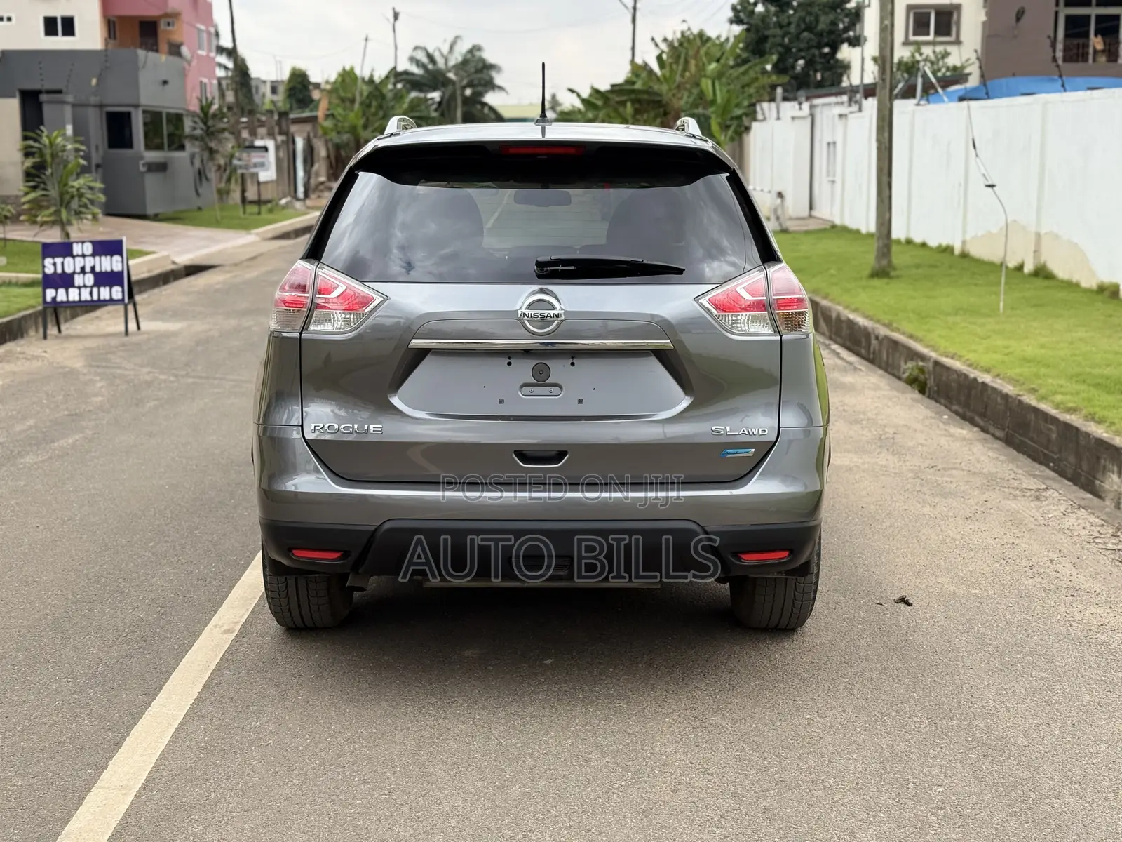 Nissan Rogue SL 4dr SUV AWD (2.5L 4cyl CVT) 2015 Gray