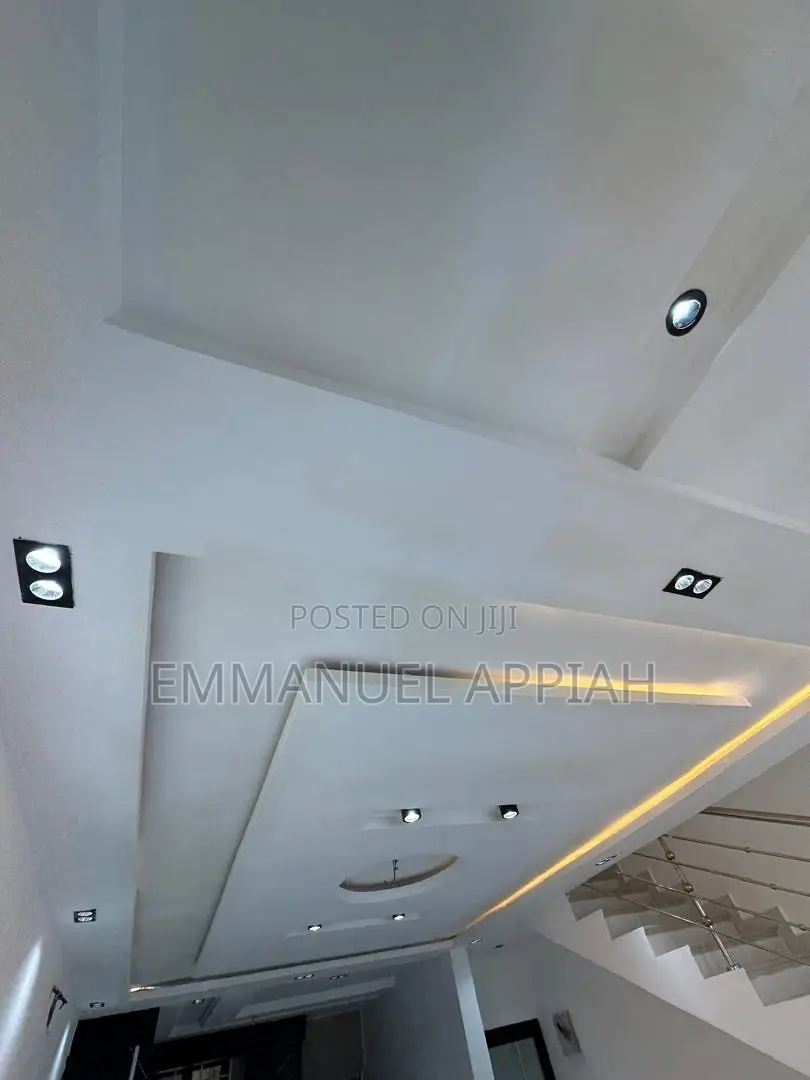 2bdrm House in Oyarifa Patang Road for sale
