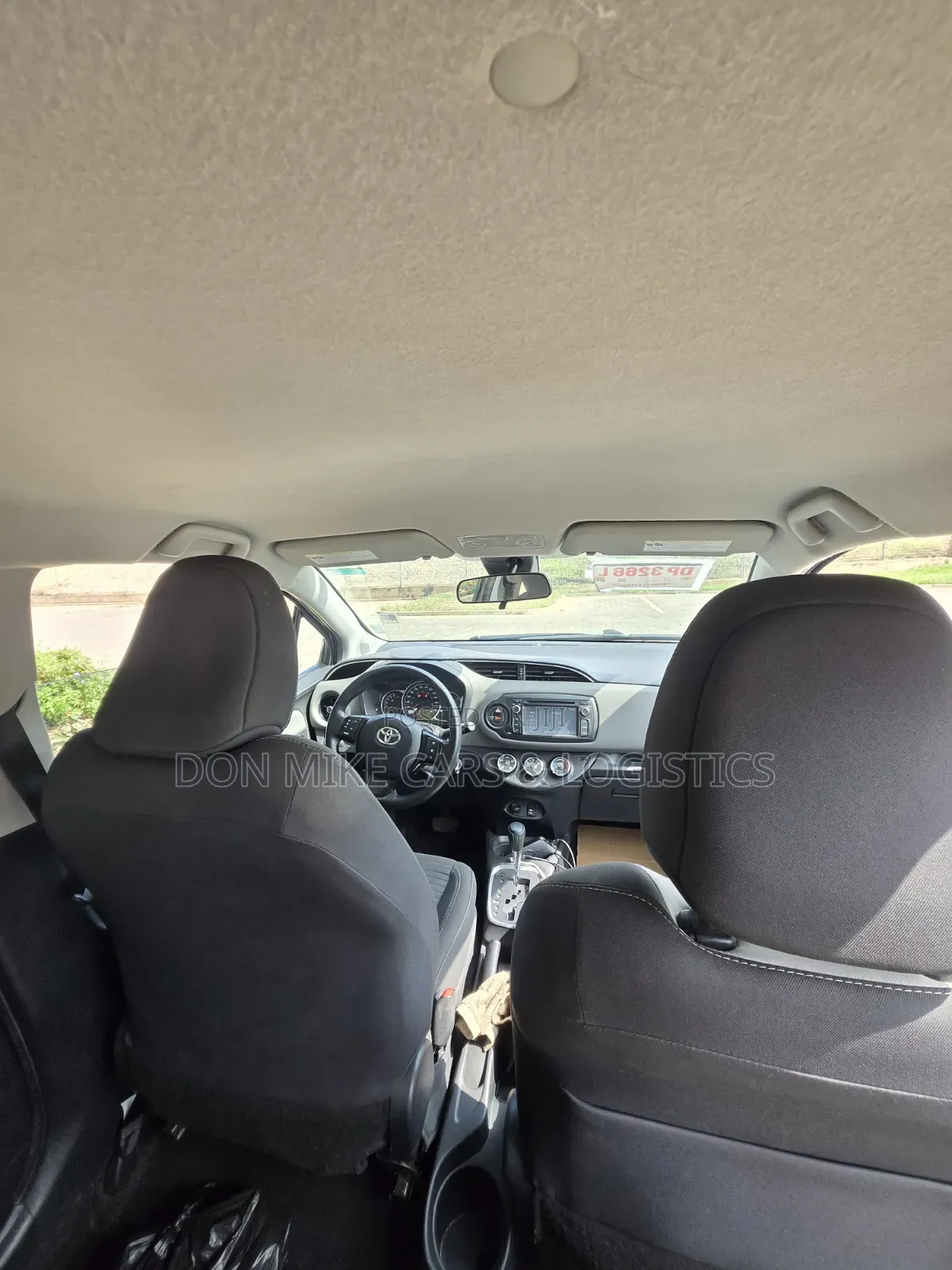 Toyota Yaris LE Sedan 4dr 2019 Gray