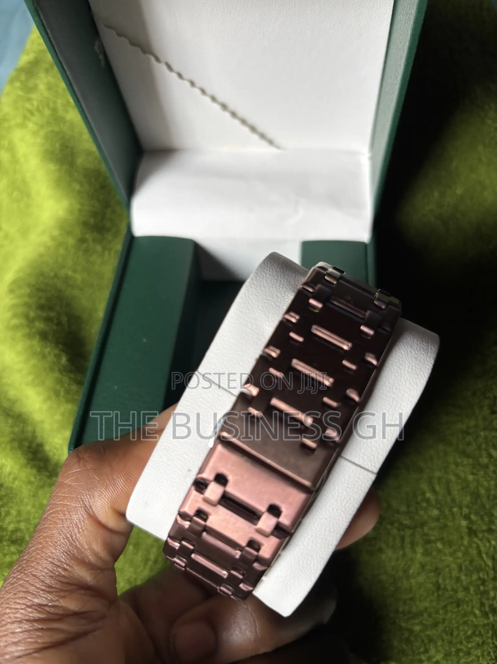 Fitron Rosegold Watch