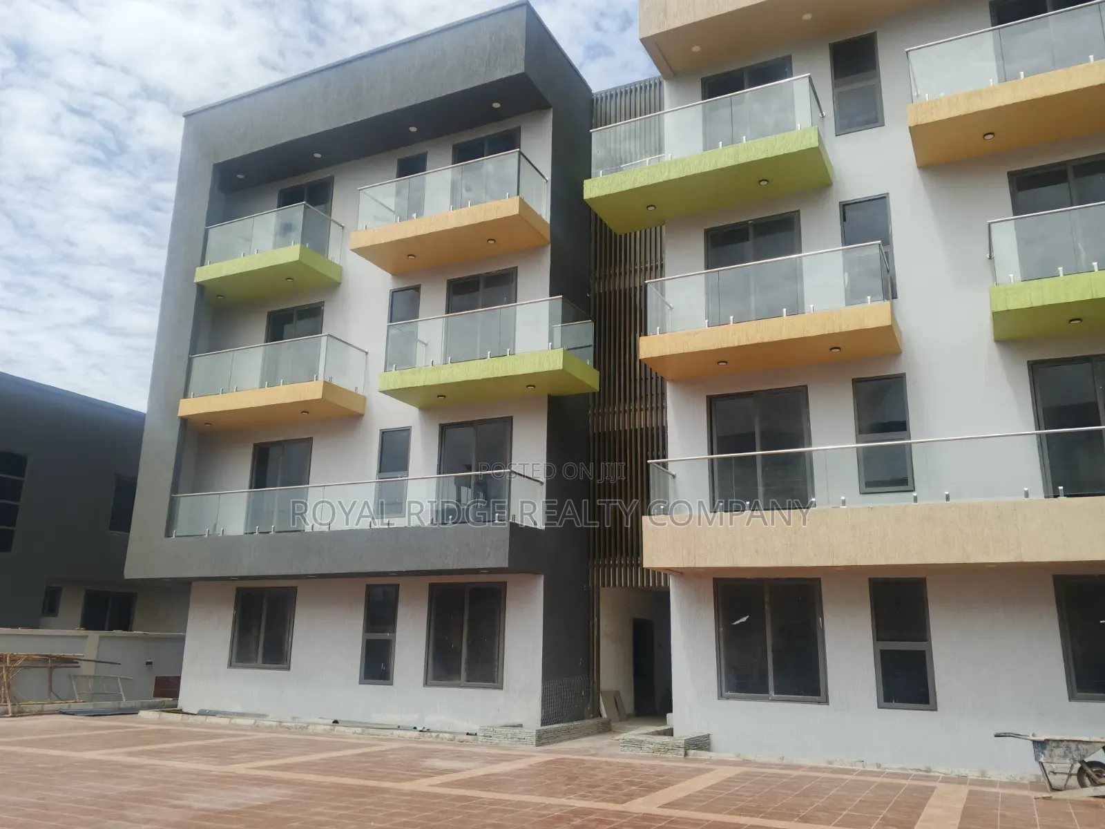 2bdrm Apartment in Burma Hills Close To, Accra Metropolitan for rent