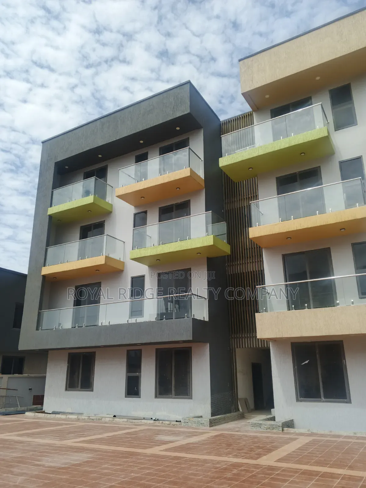 2bdrm Apartment in Burma Hills Close To, Accra Metropolitan for rent