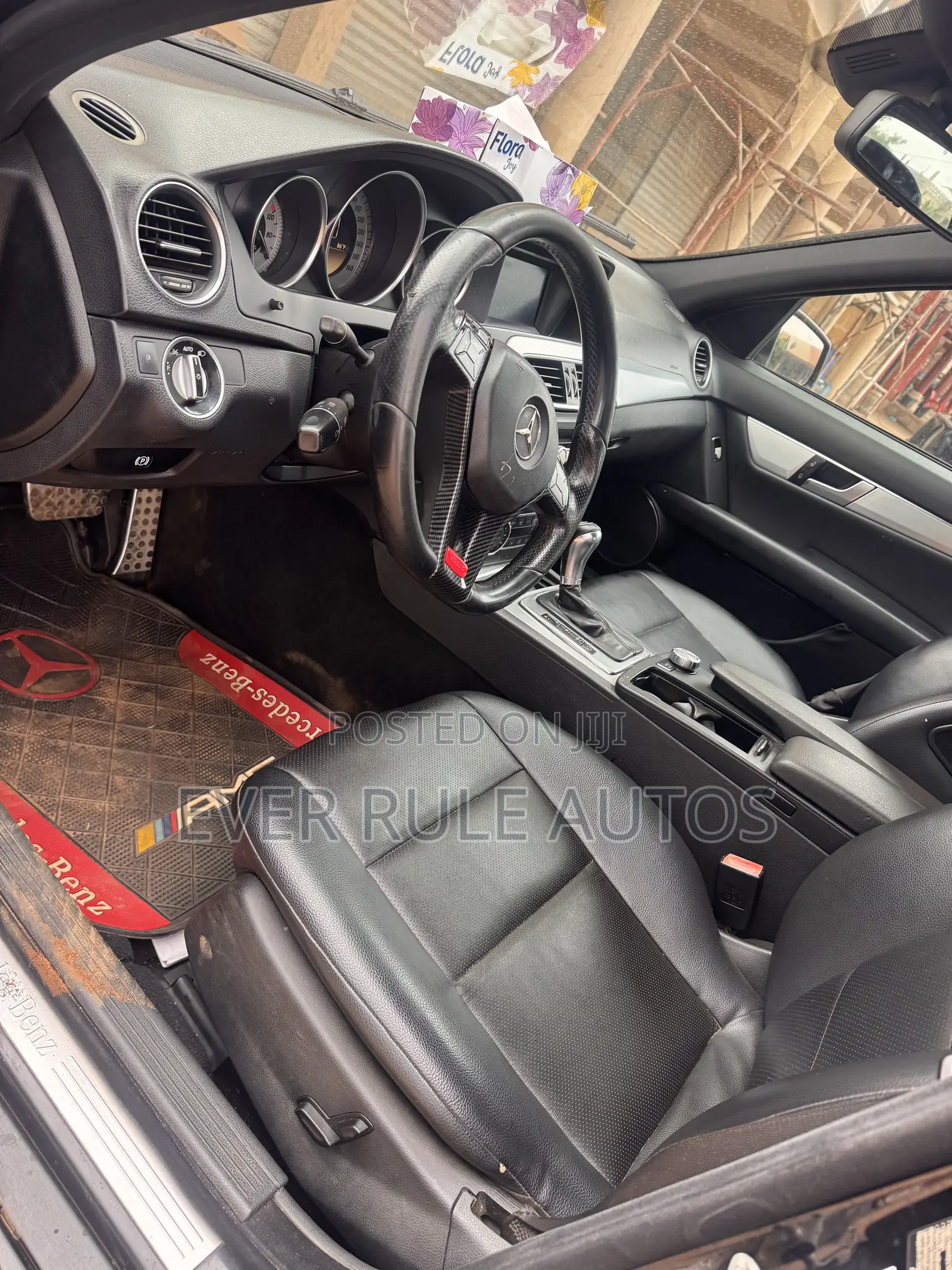 Mercedes-Benz C250 2012 Black