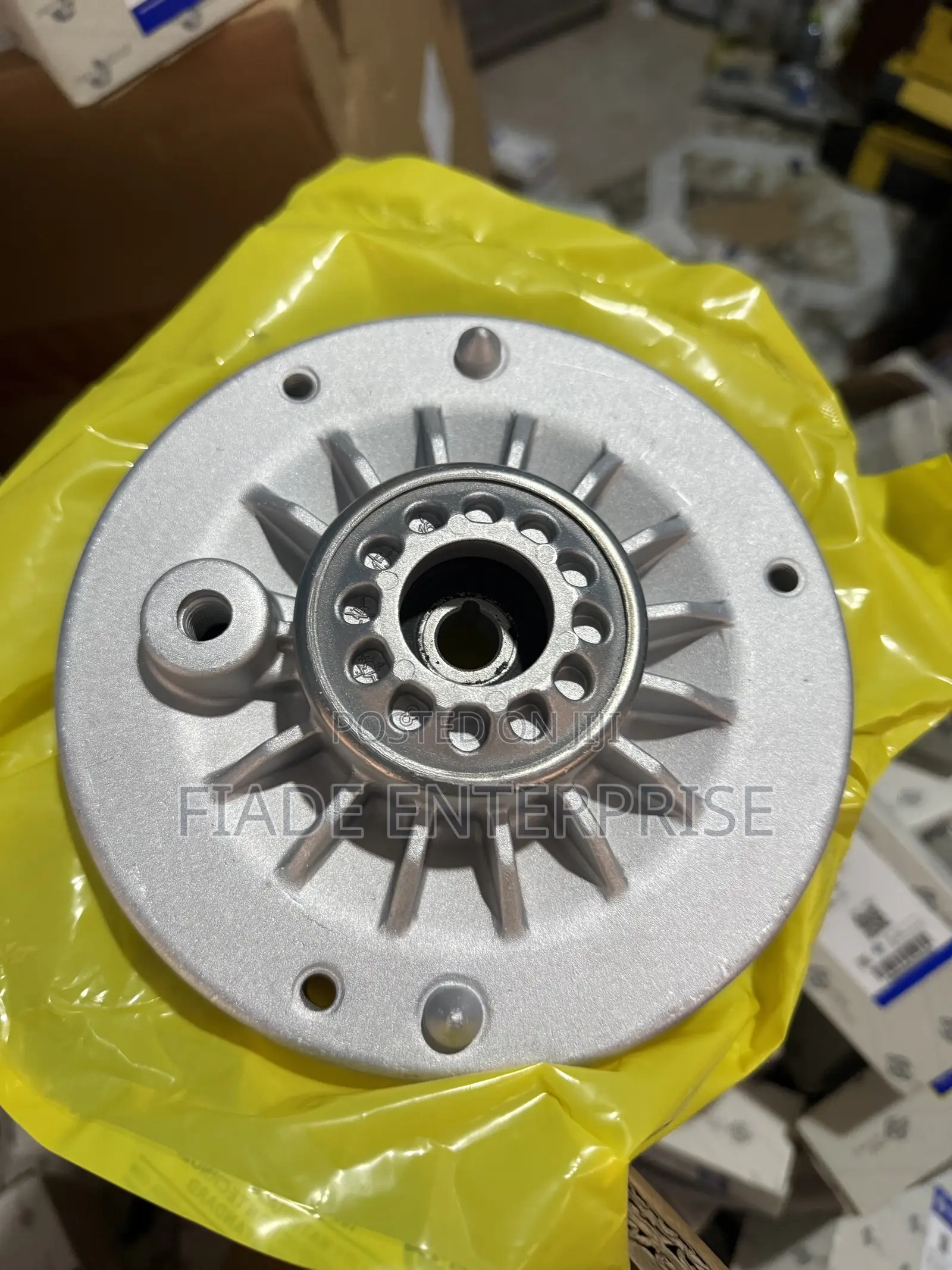 Front Upper Strut Mount for BMW X3 F25 X4 F26