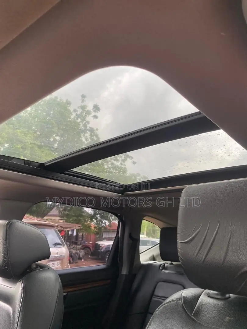 Honda CR-V Touring 2022 White