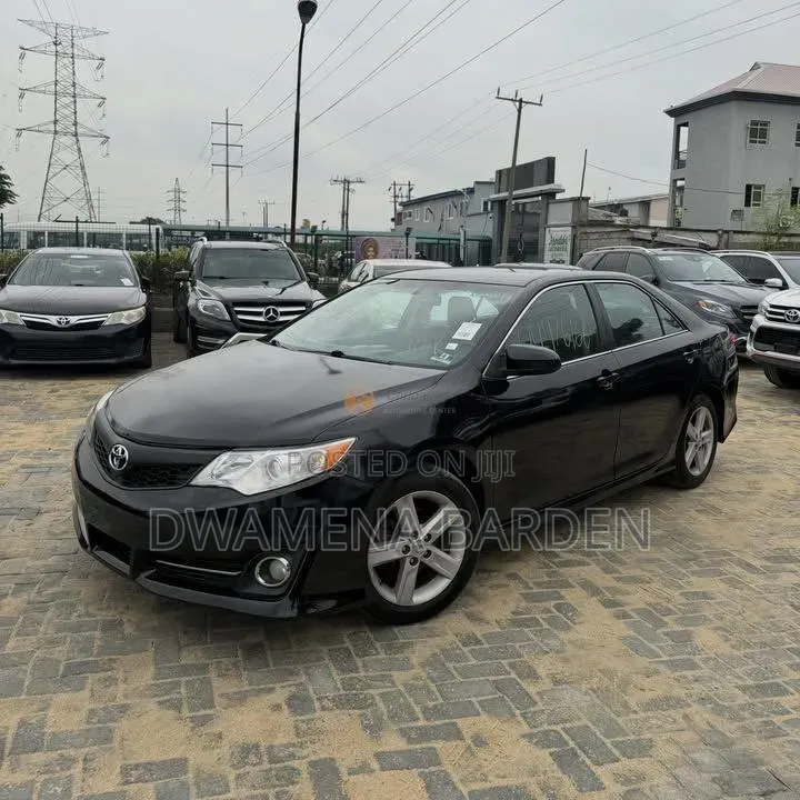 Toyota Camry 2014 Black