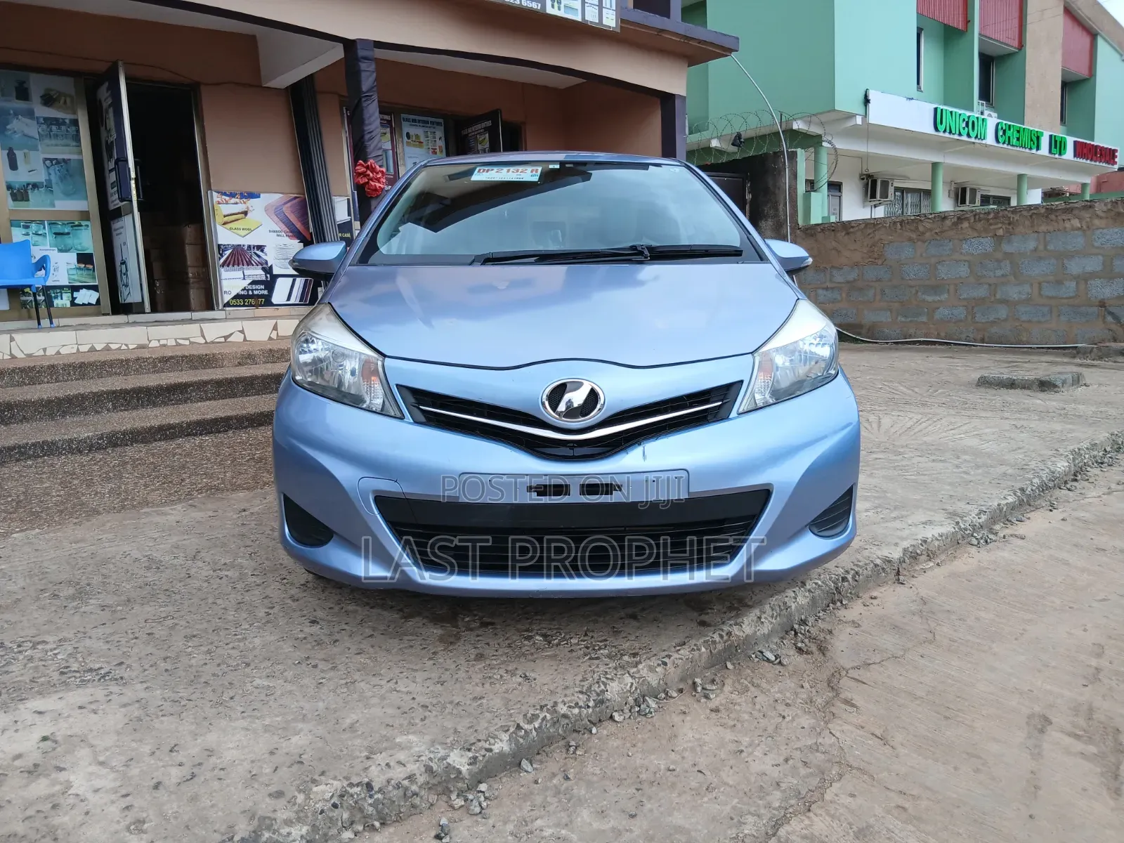 Toyota Vitz 1.3 FWD 5dr 2013 Blue