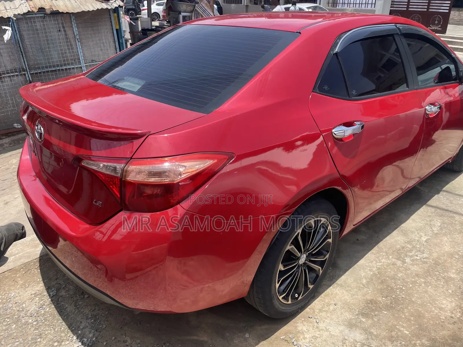Toyota Corolla LE (1.8L 4cyl 2A) 2019 Red