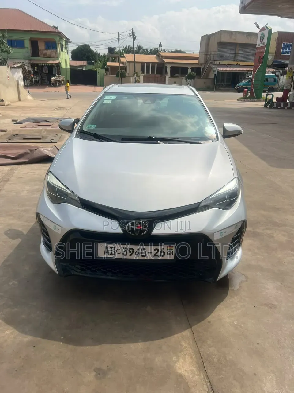 Toyota Corolla SE 4dr Sedan (1.8L 4cyl CVT) 2017 Silver
