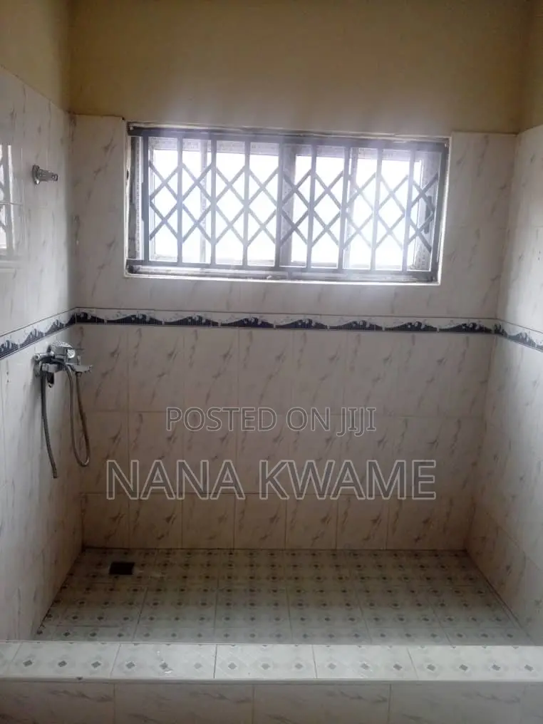 Furnished 2bdrm Apartment in Richmoni Estate, Kumasi Metropolitan