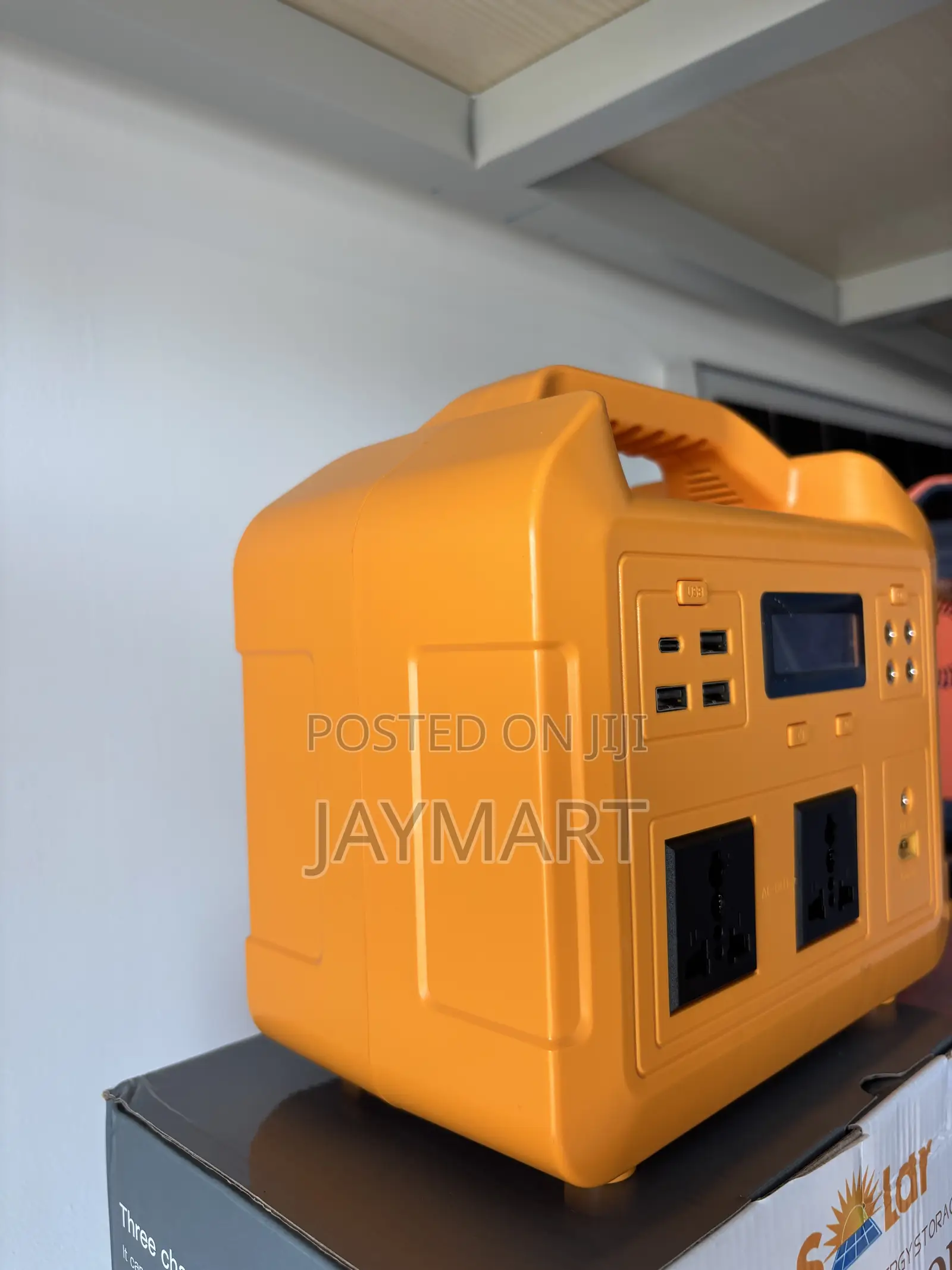 500w Power Station With Solar Panels