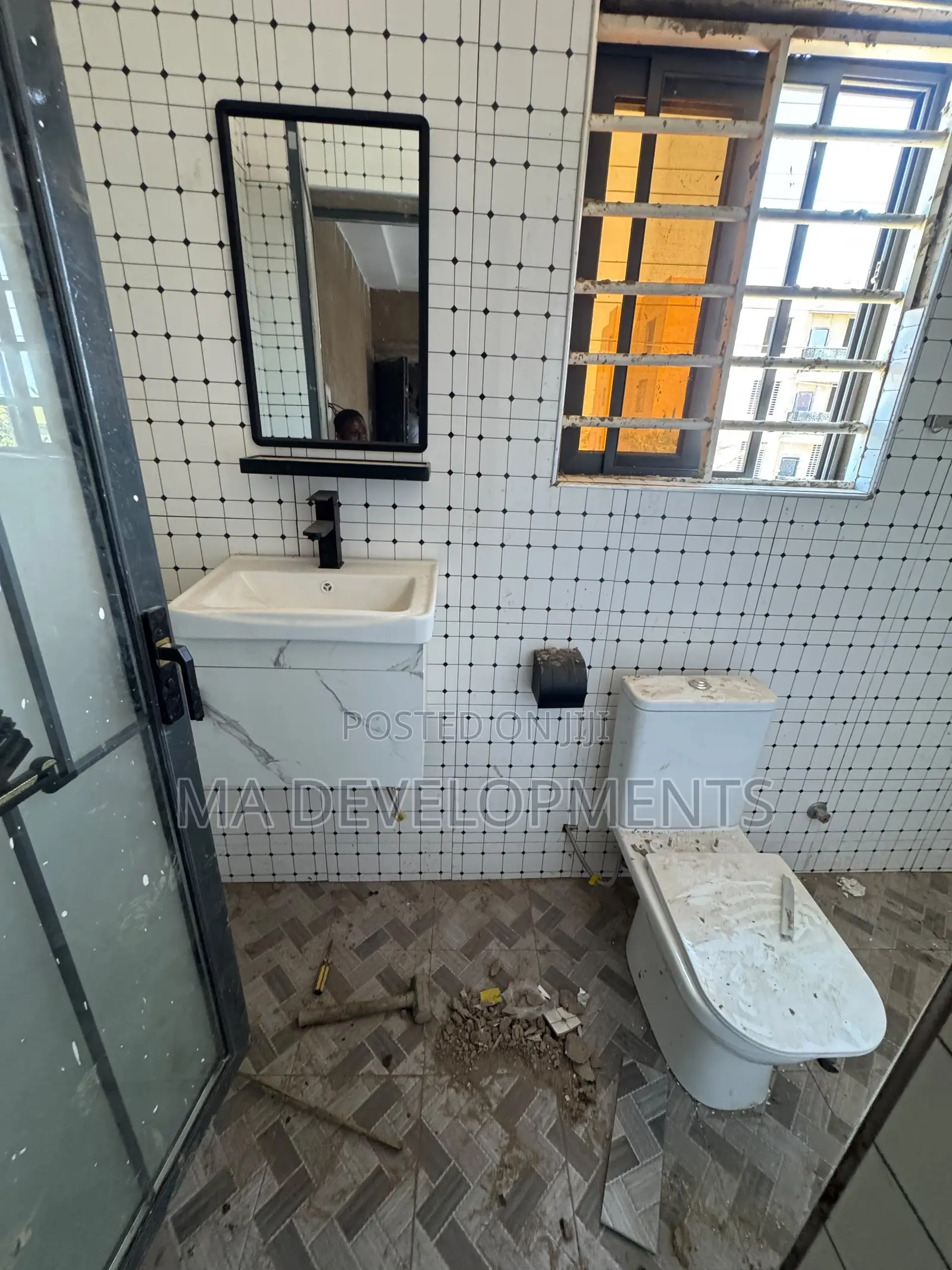 2bdrm Apartment in Madev Realty, Achimota for rent