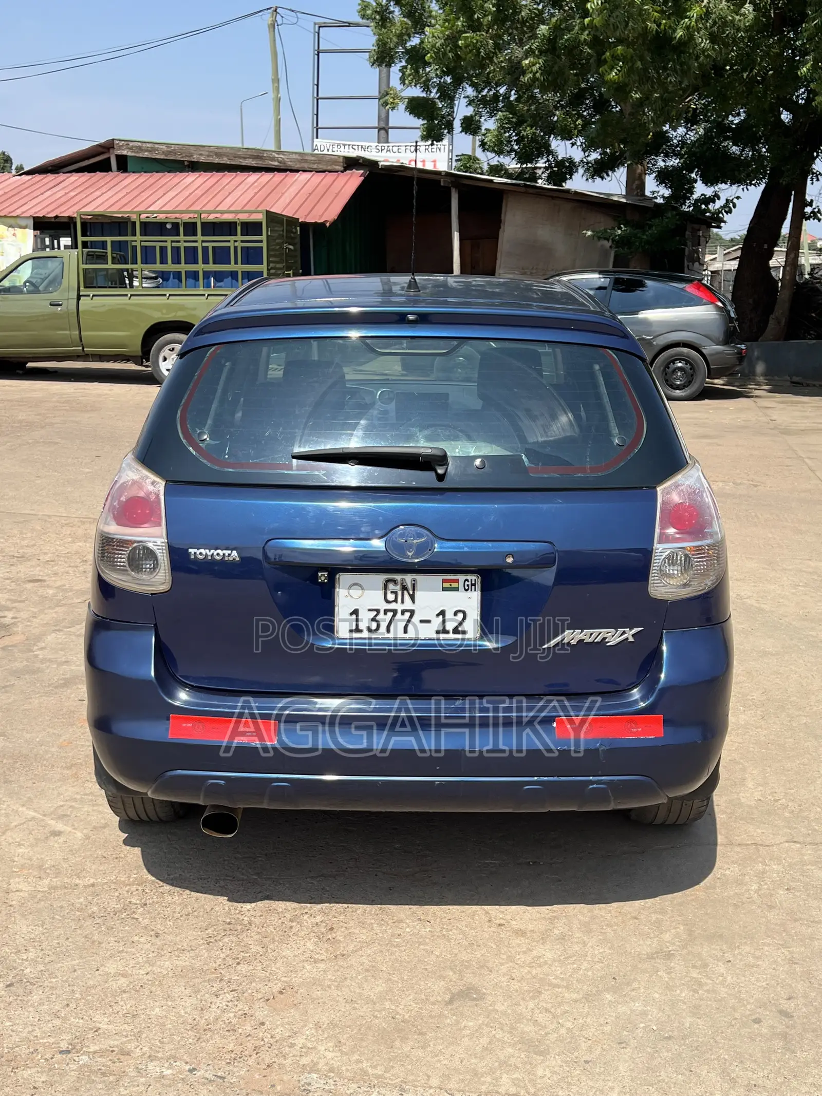 Toyota Matrix Hatchback AWD (1.8L 4cyl 4A) 2006 Blue
