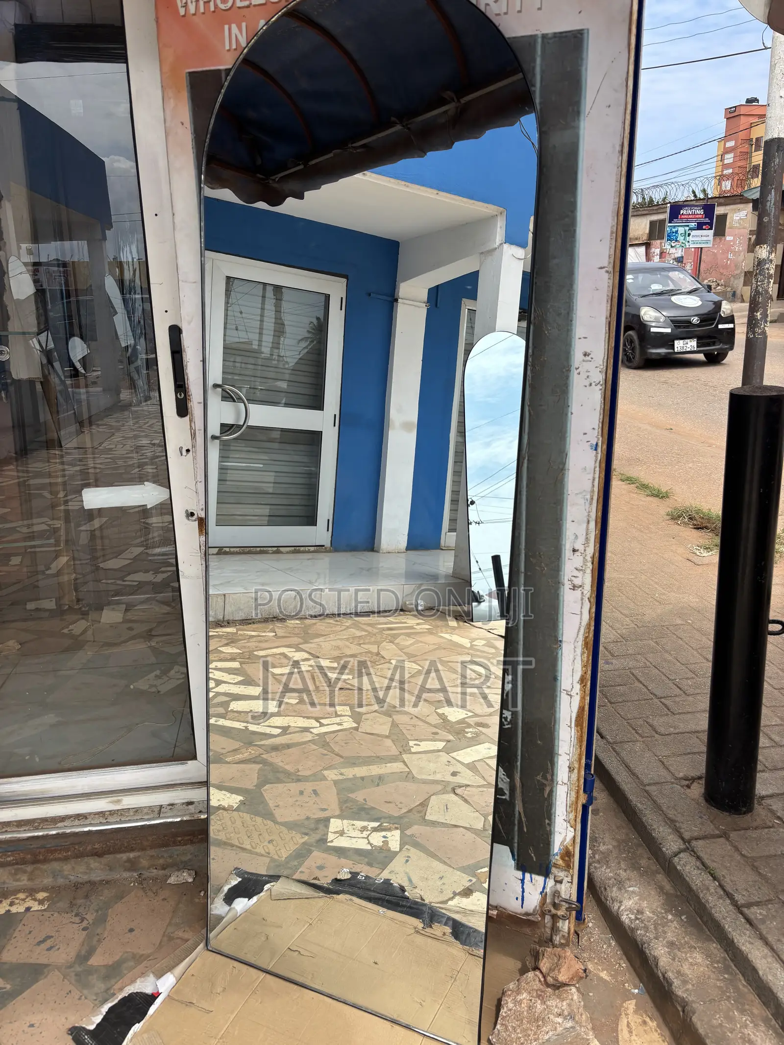 Long Curved Dressing Mirror