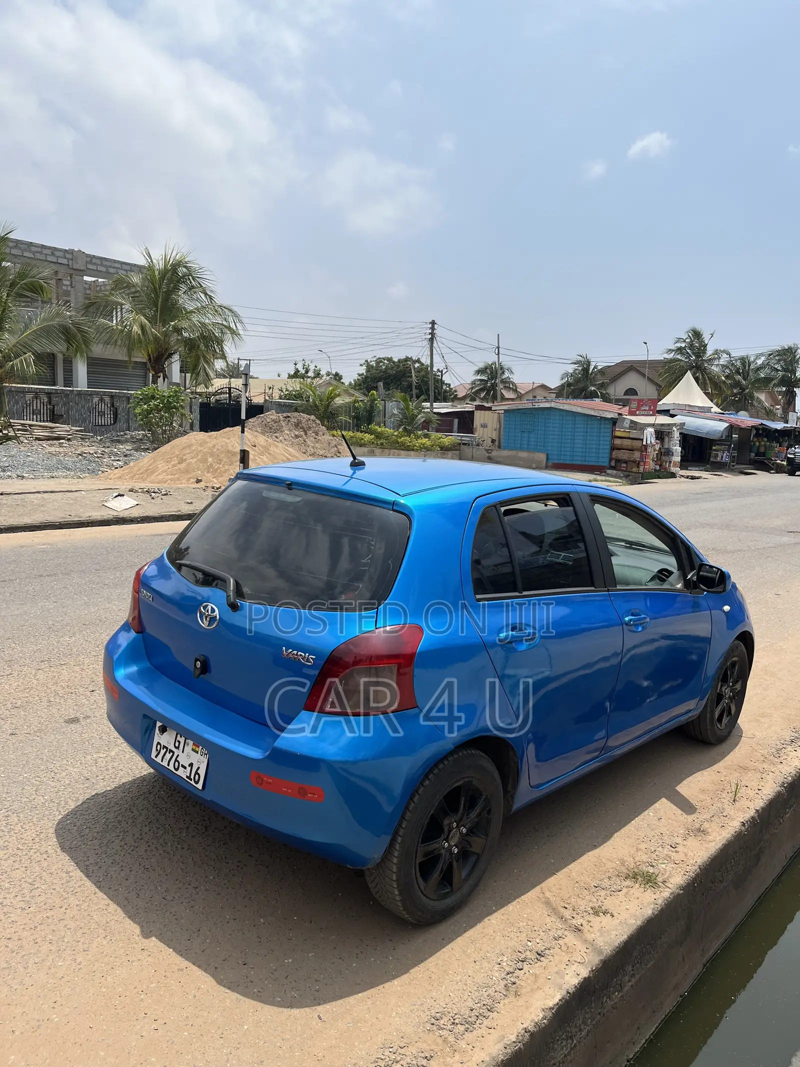 Toyota Yaris 2010 Blue