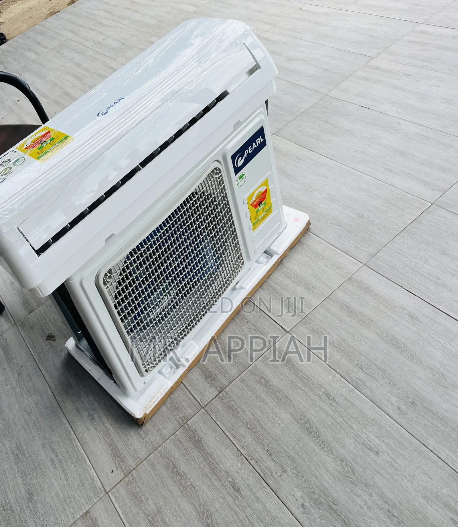 Super Sleek Pearl 1.5hp Air Conditioner