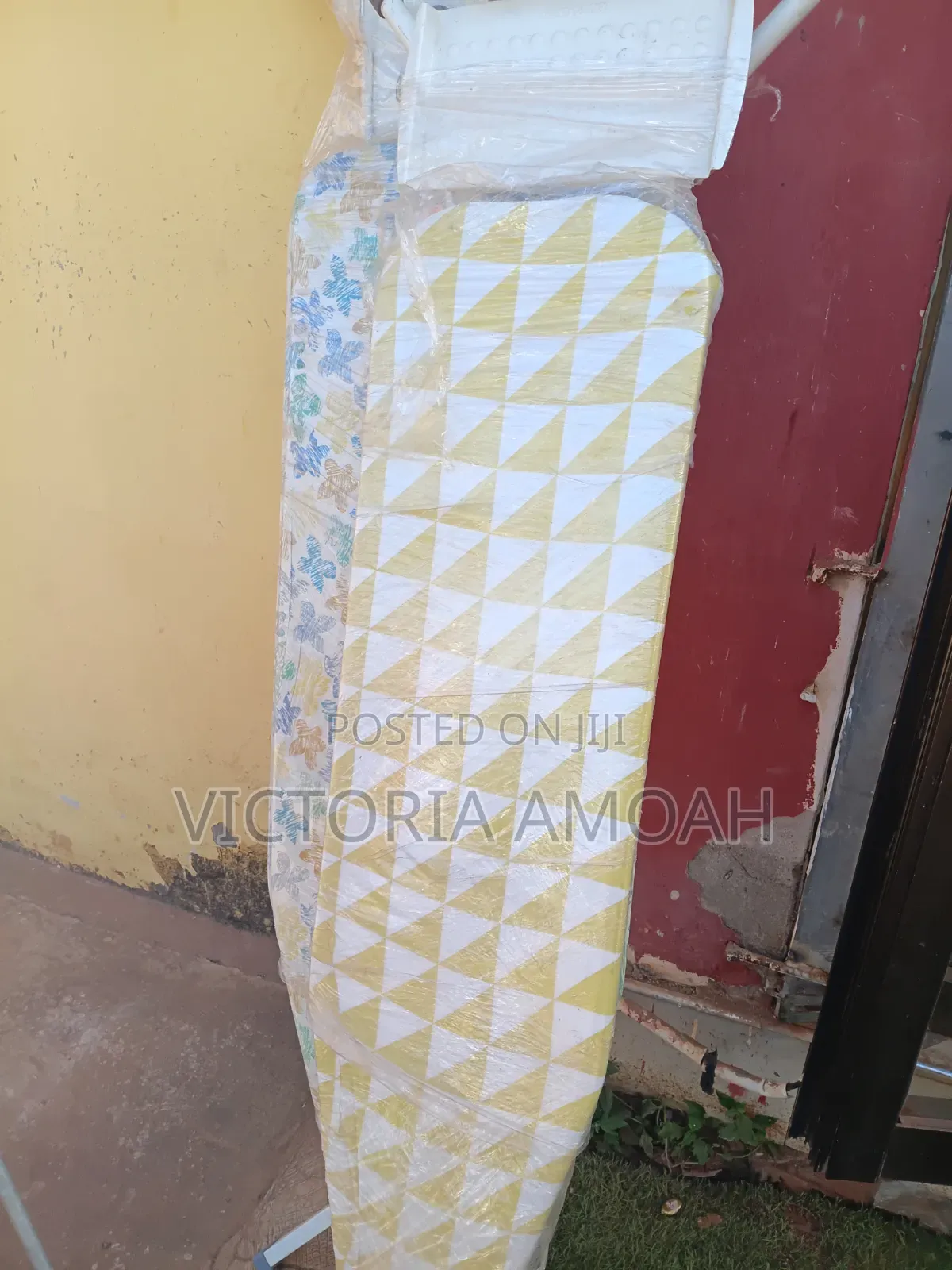 Comfortable Iron Broaded