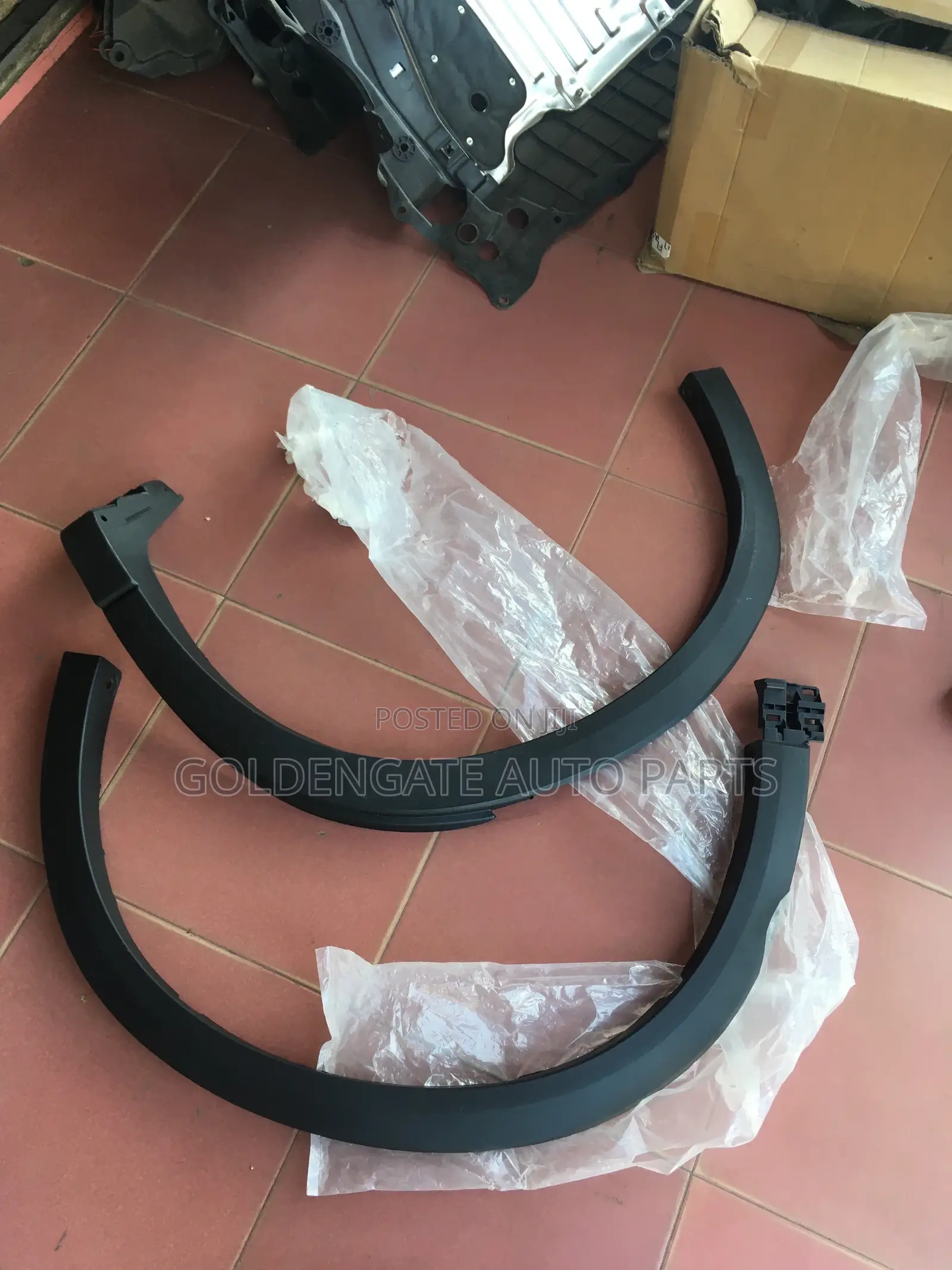 Mazda CX-5 22 to 25 Front and Back Fender Moulding