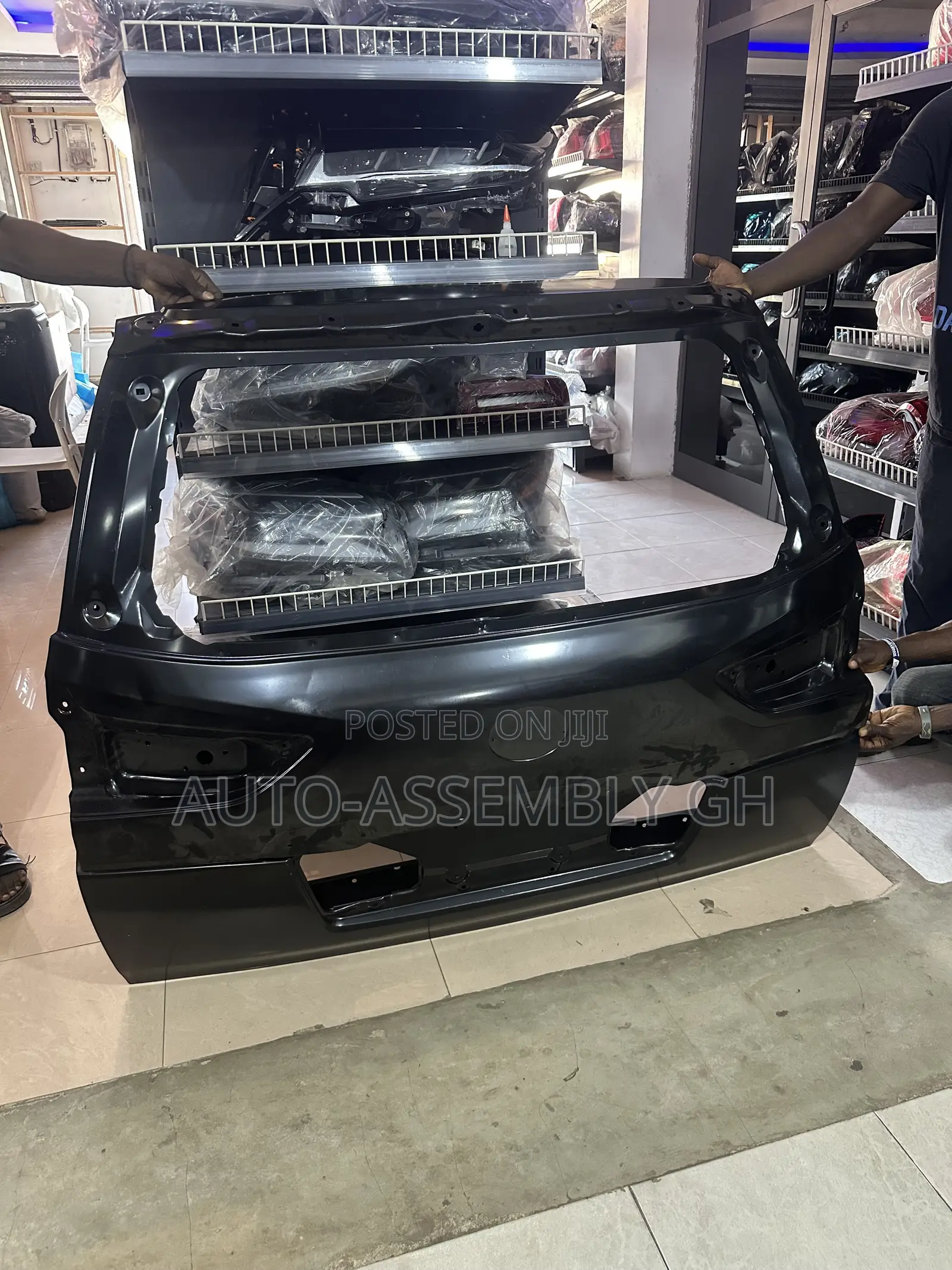 Lexus LX570 Tail Gate/Boot Upper 2015,2016,2018,2020,2021 ORIGINAL