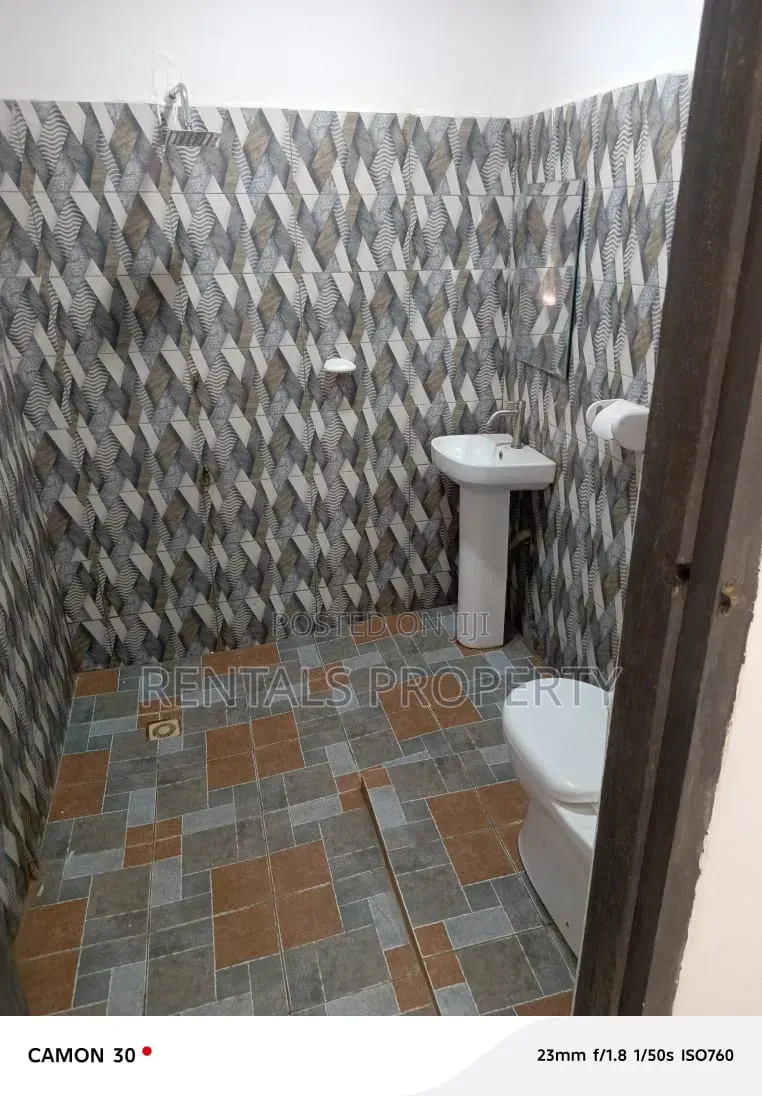 1bdrm Block of Flats in Barrier for rent