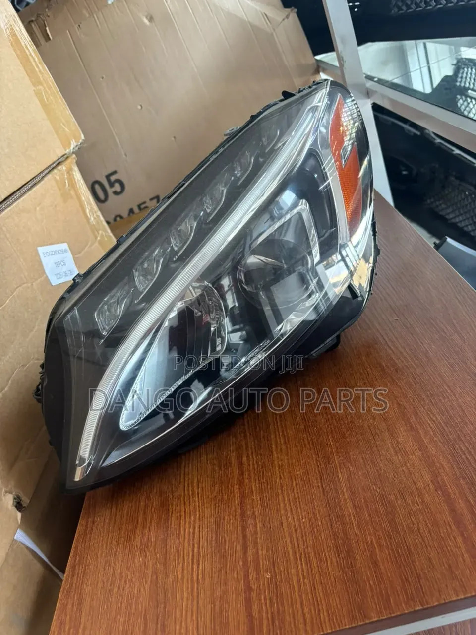Mercedes Benz C300 Headlight Single Charger 2015-2020 Brand New
