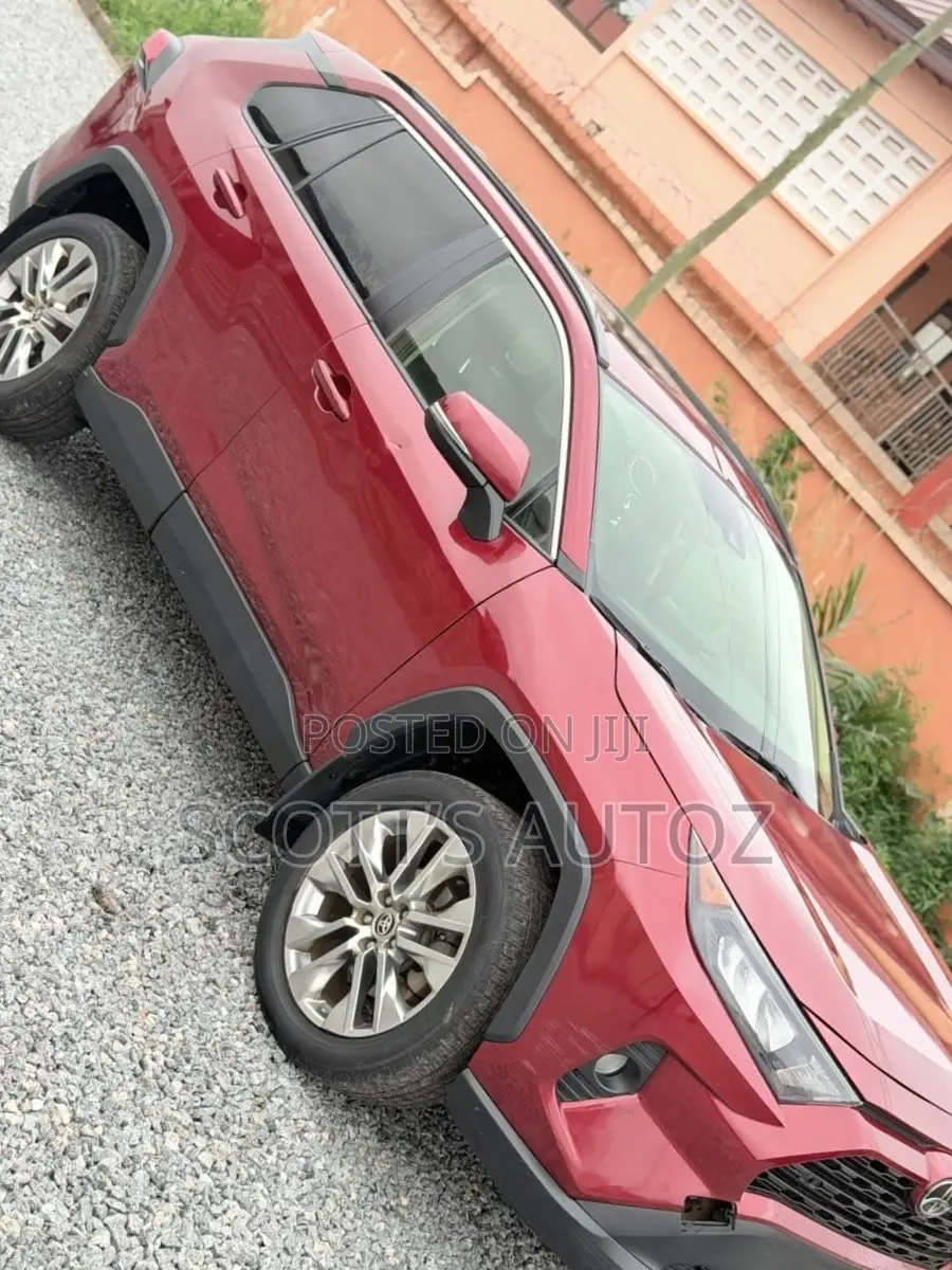 Toyota RAV4 2019 Red