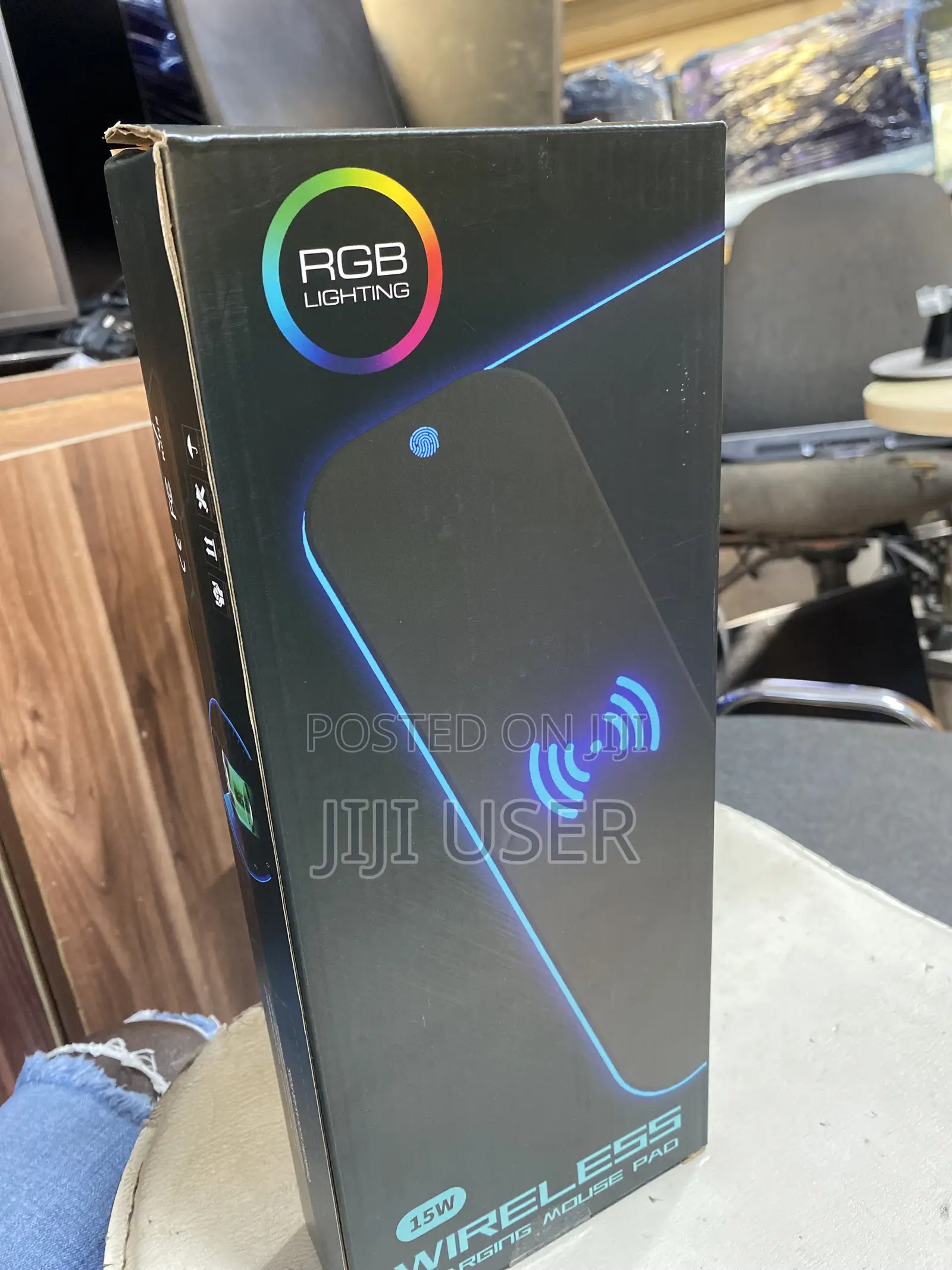 GIM Wireless Charging RGB Gaming Mouse Pad 15W, LED Mouse Mat