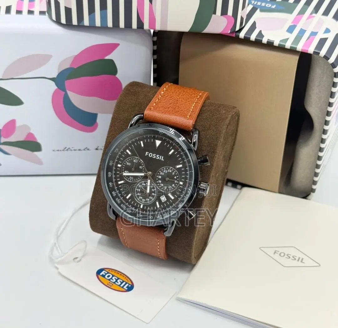 Fossil Men’s Chronograph Watch – Classic Leather Edition
