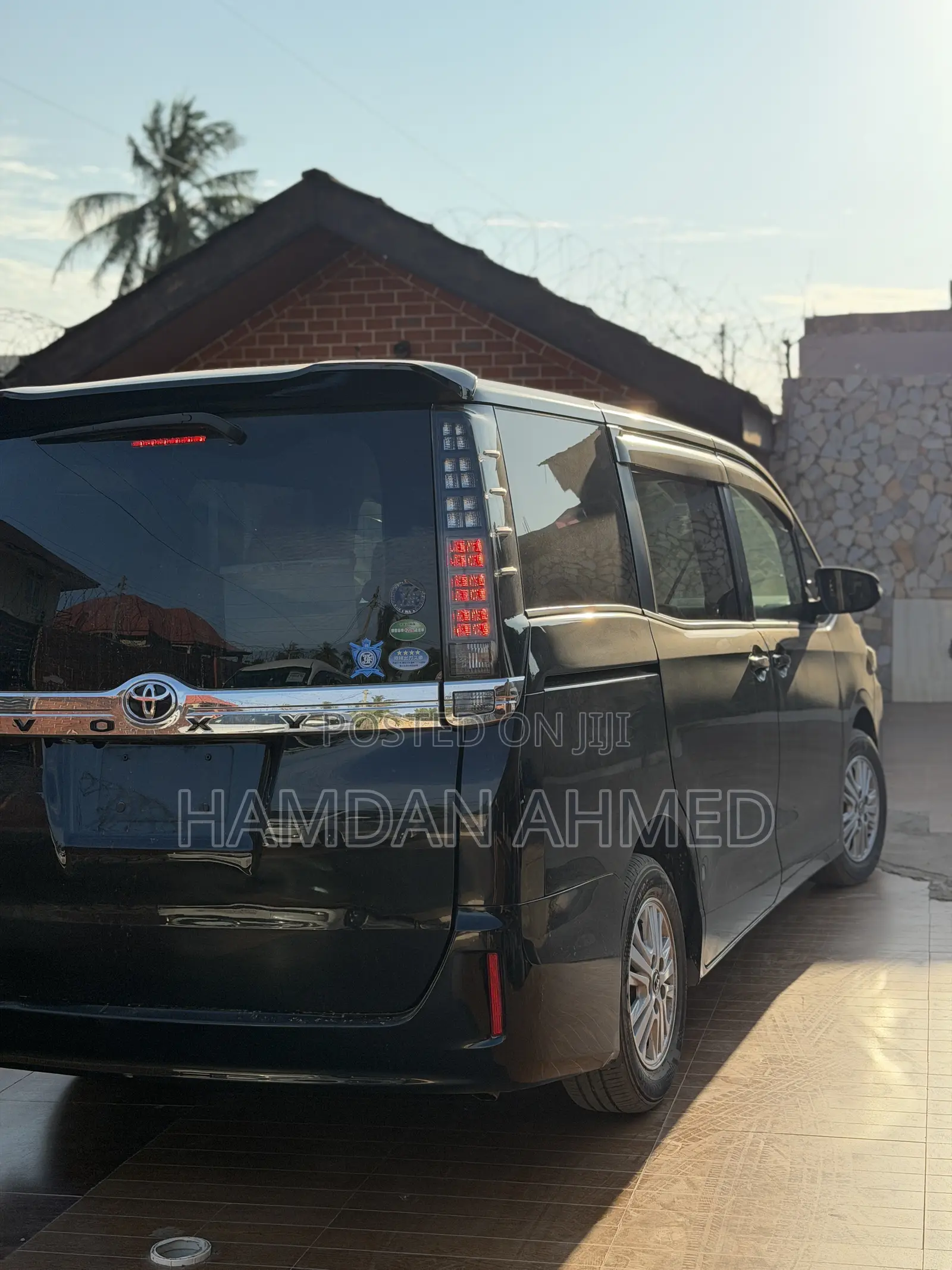 Toyota Voxy V 2WD 8-Seater 2015 Black