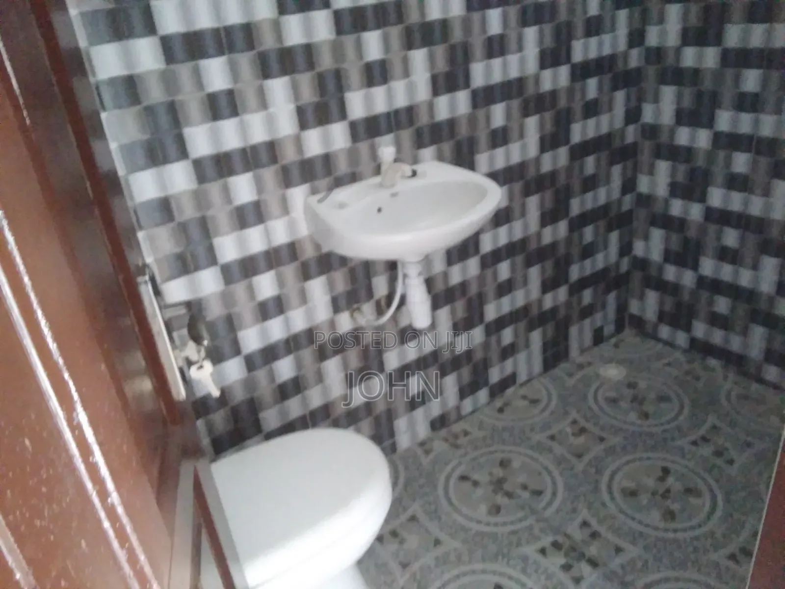 2bdrm Apartment in Survivoresates, Manhean for rent