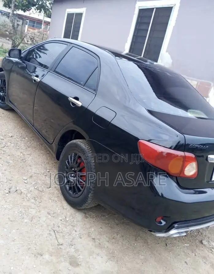 Toyota Corolla 2010 Black