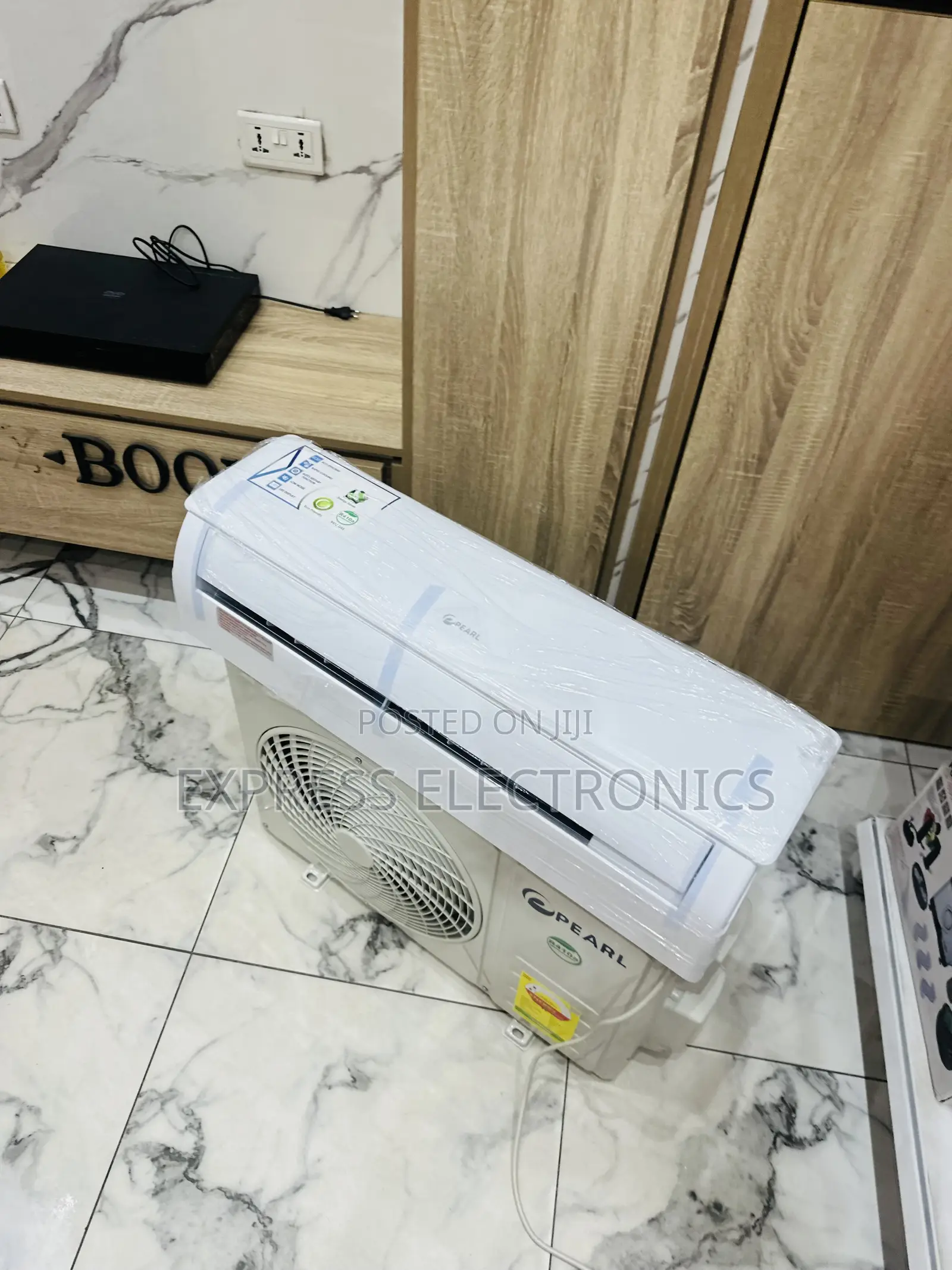 1.5hp/12000 Btu/H Pearl 1.5HP R410a Non-Inverter Split Air Conditioner