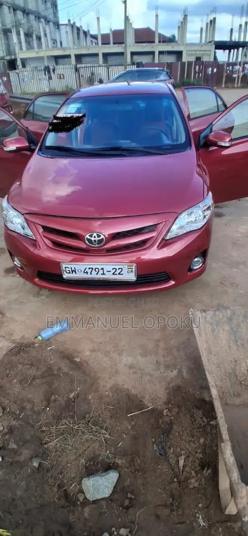 Toyota Corolla L 4-Speed Automatic 2013 Red
